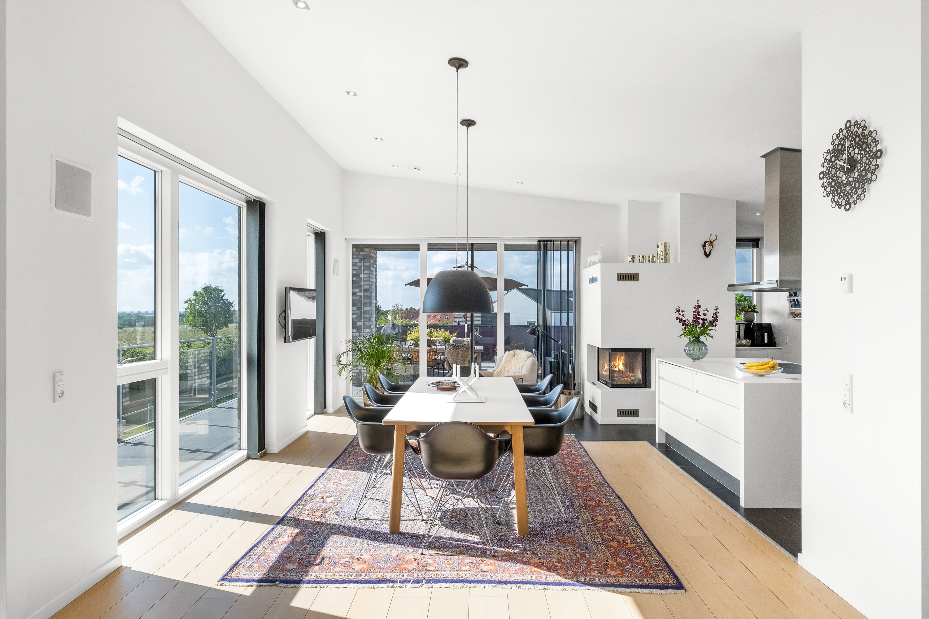 Fremhævet køkken alrum billede i fuldskærmstilstand. Billede af Elmehaven 93, 8520 Lystrup