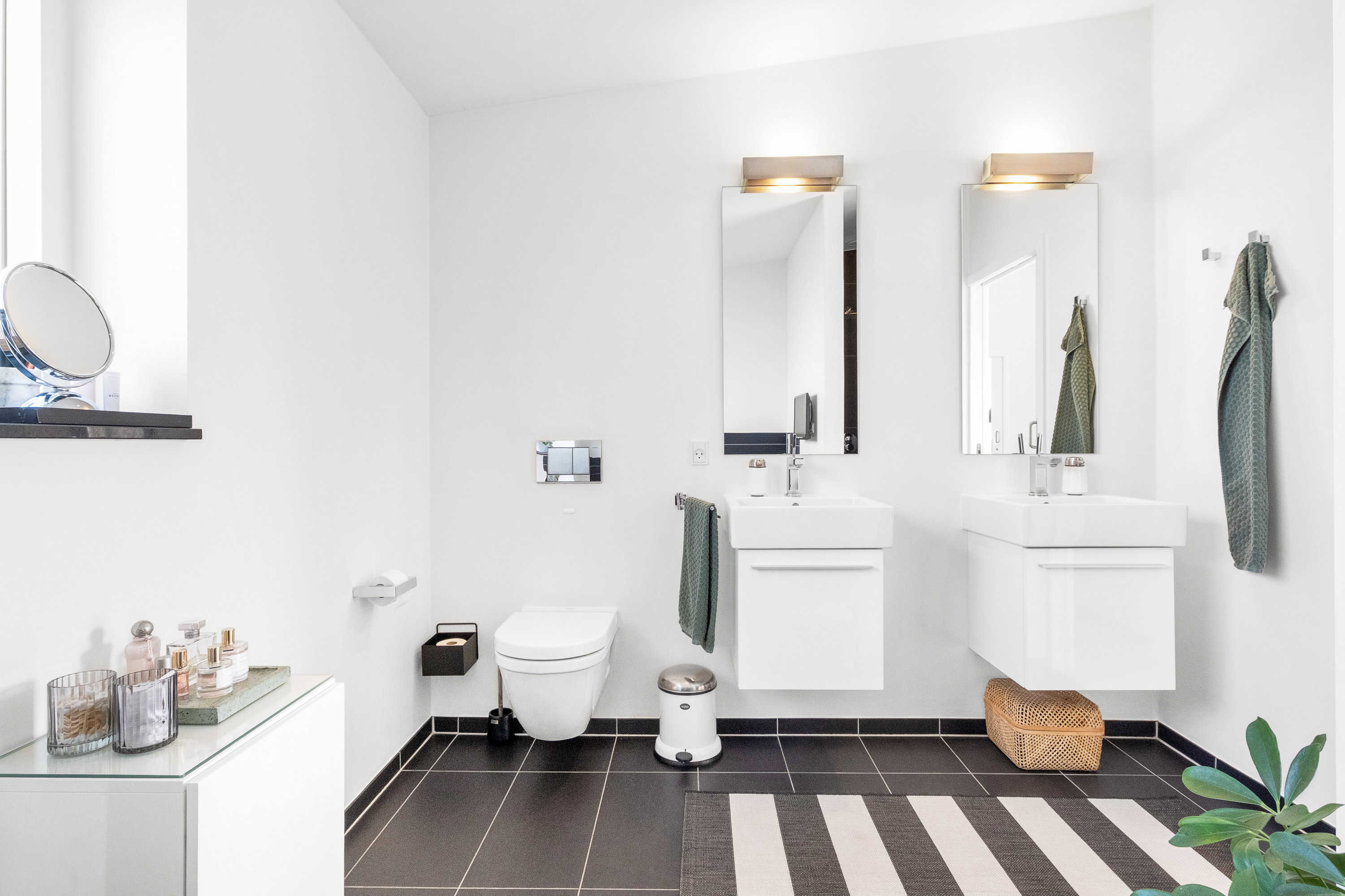 Fremhævet badeværelse billede i fuldskærmstilstand. Billede af Elmehaven 93, 8520 Lystrup