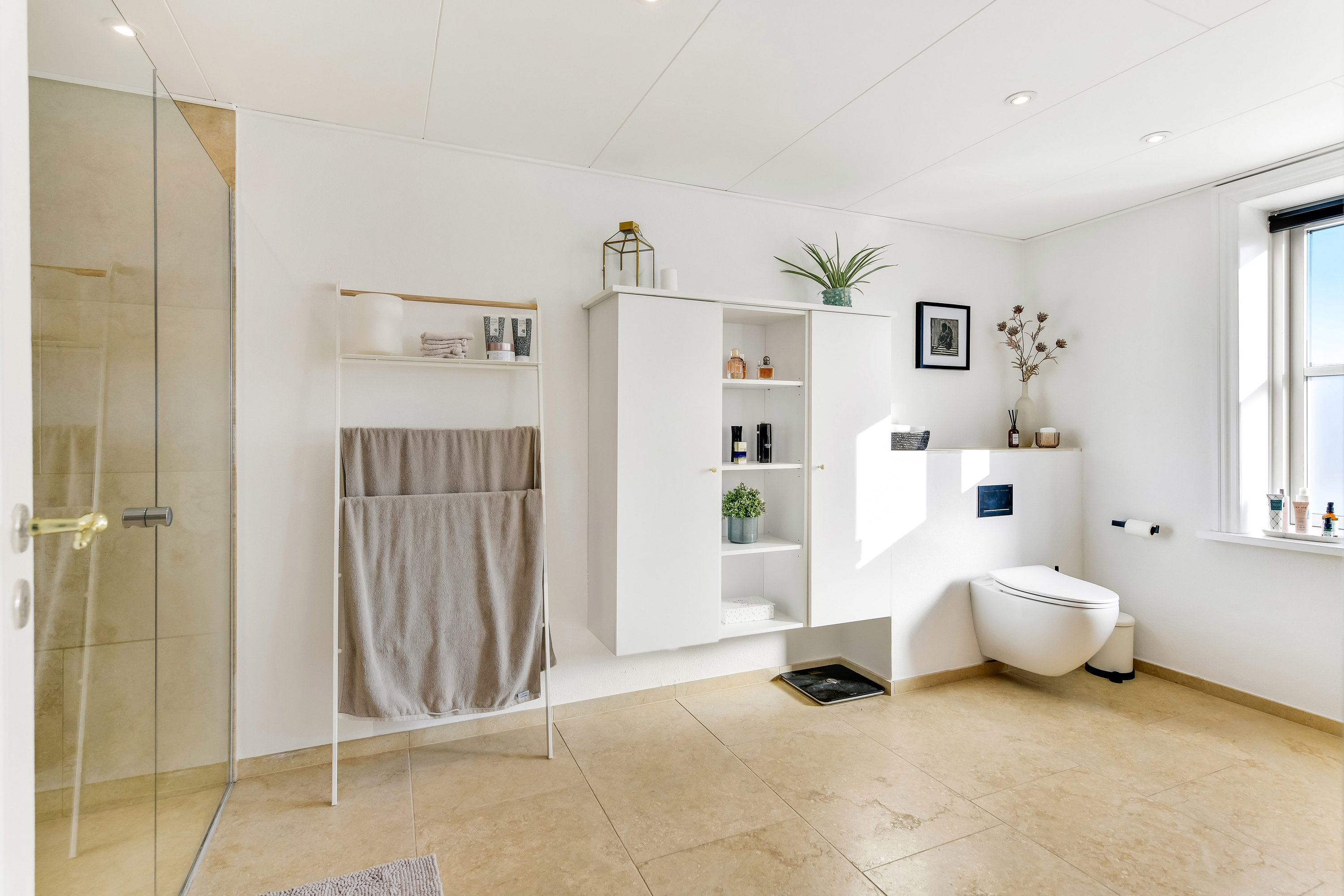 Fremhævet badeværelse billede i fuldskærmstilstand. Billede af Jernbanegade 23, 7200 Grindsted