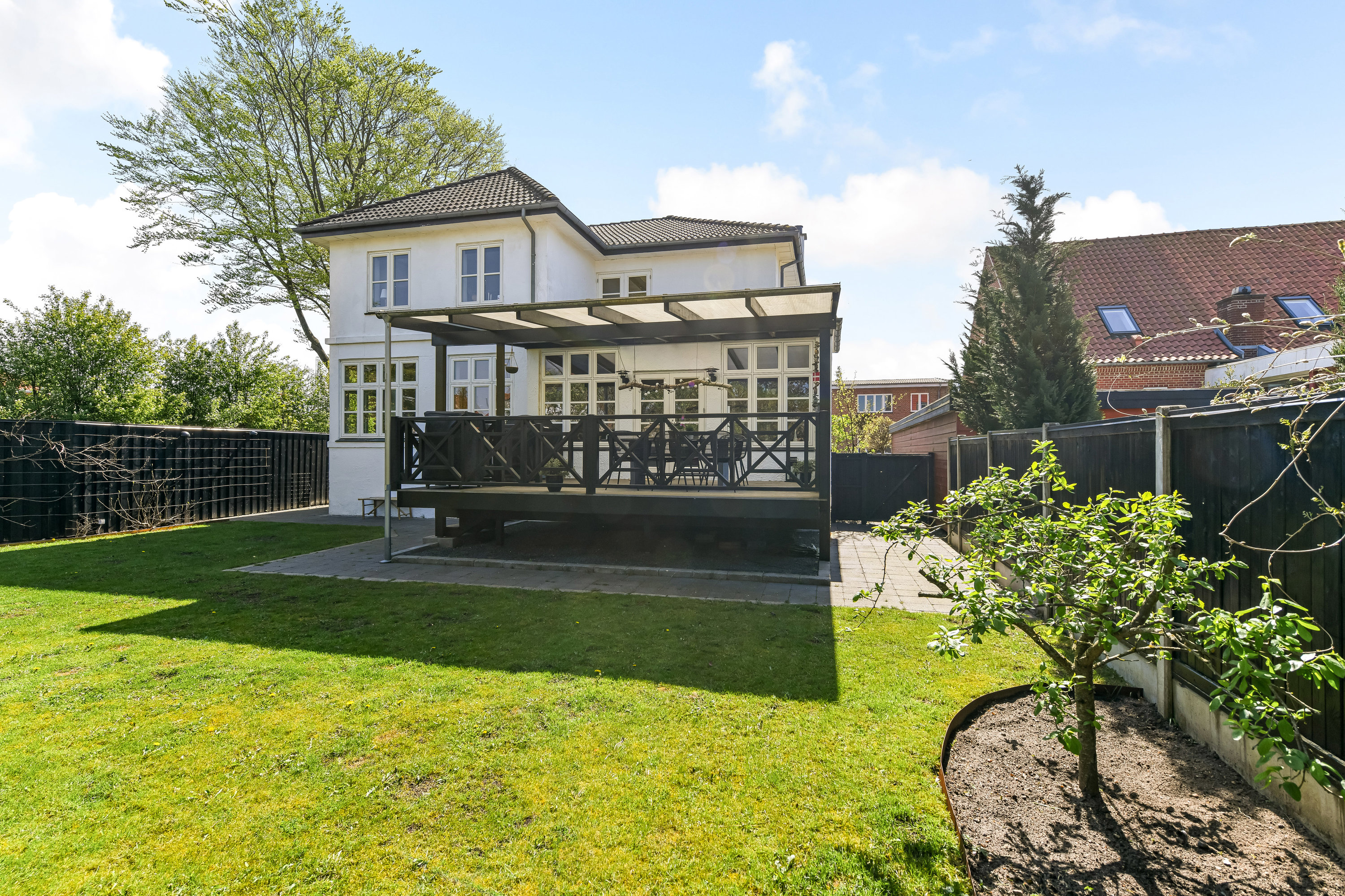 Fremhævet have billede i fuldskærmstilstand. Billede af Jernbanegade 23, 7200 Grindsted