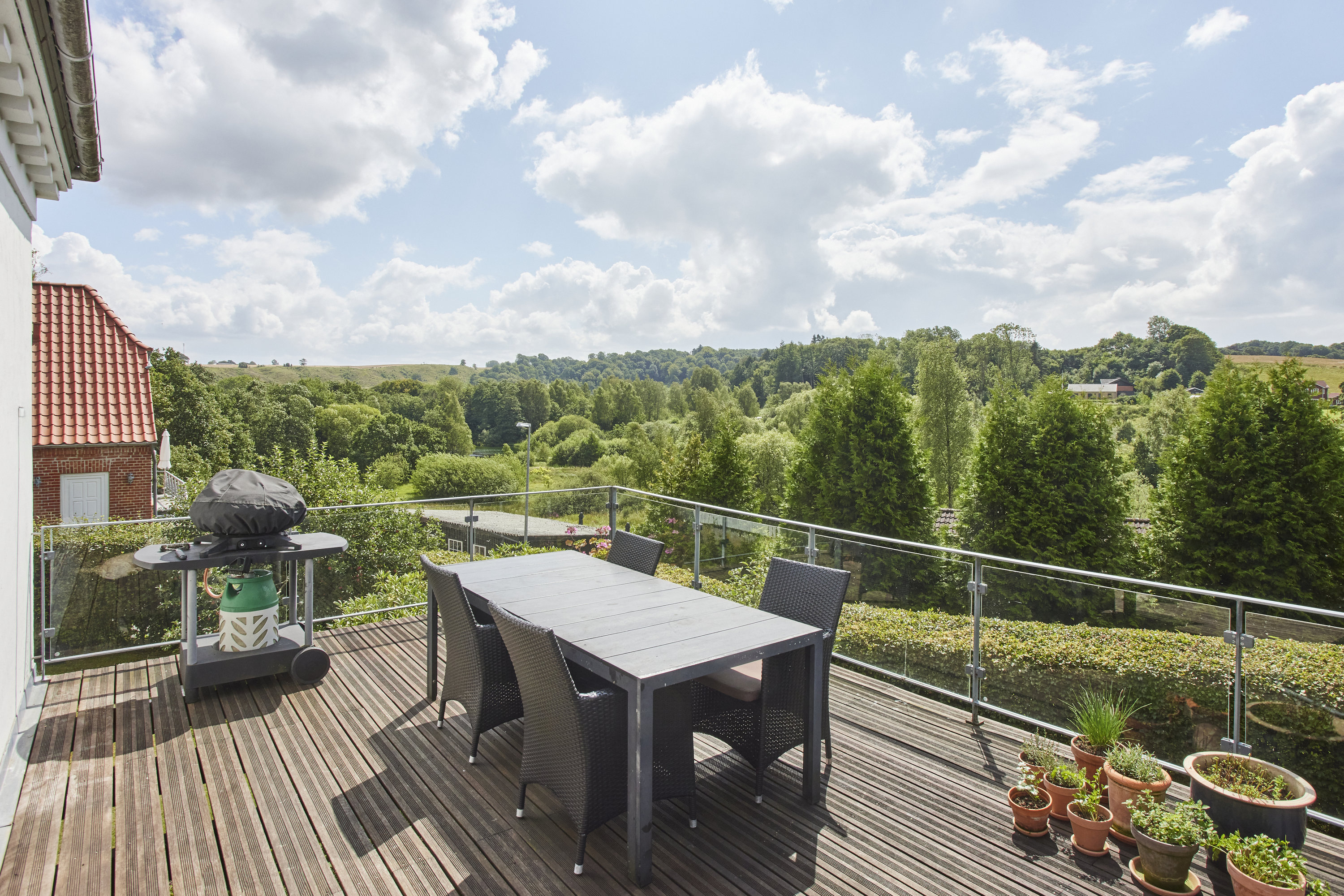 Miniaturebillede 1: terrasse. Billede af Dollerupvej 176, 8800 Viborg