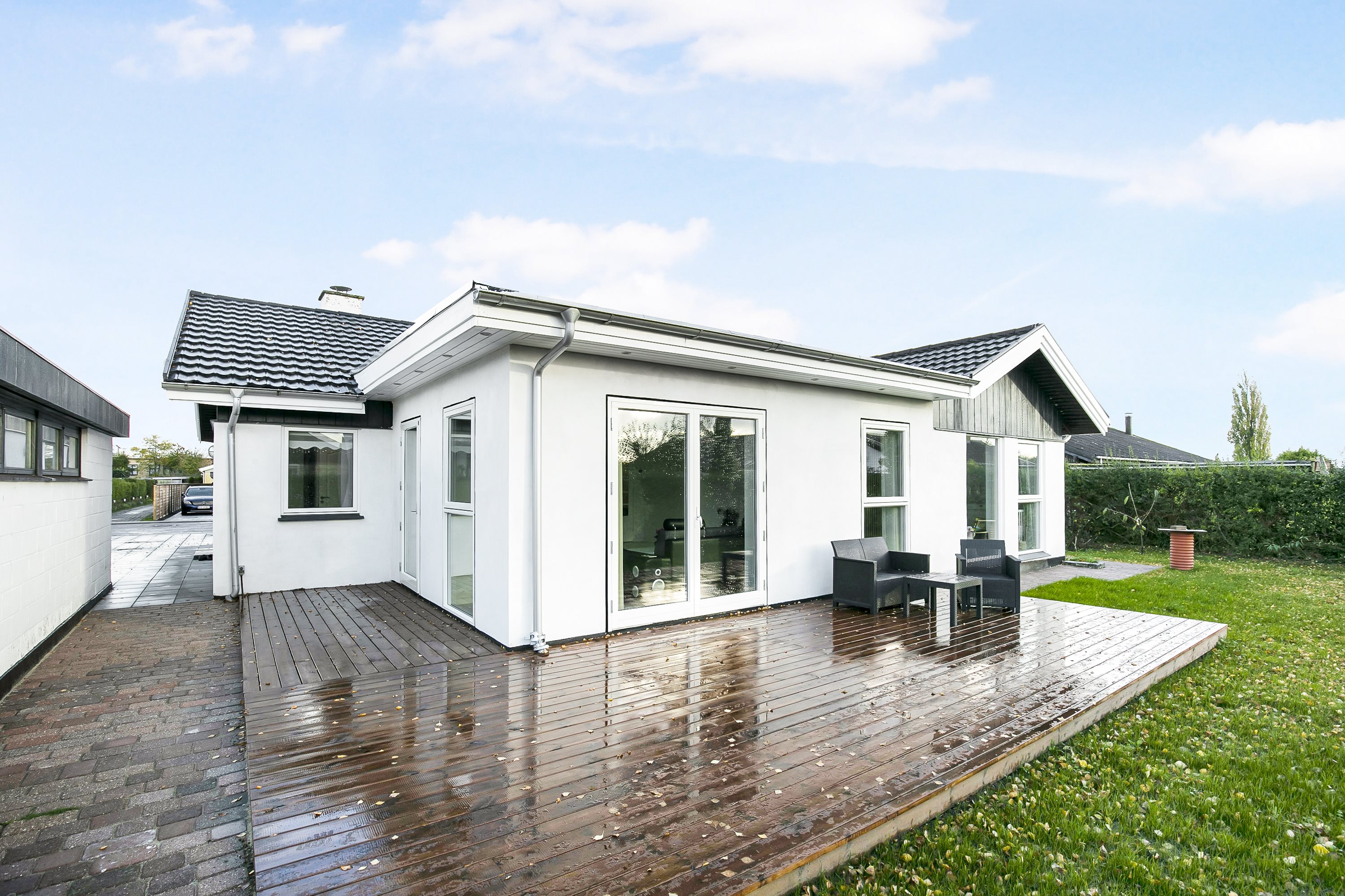 Miniaturebillede 1: ejendommen. Billede af Porsager 17, 2620 Albertslund