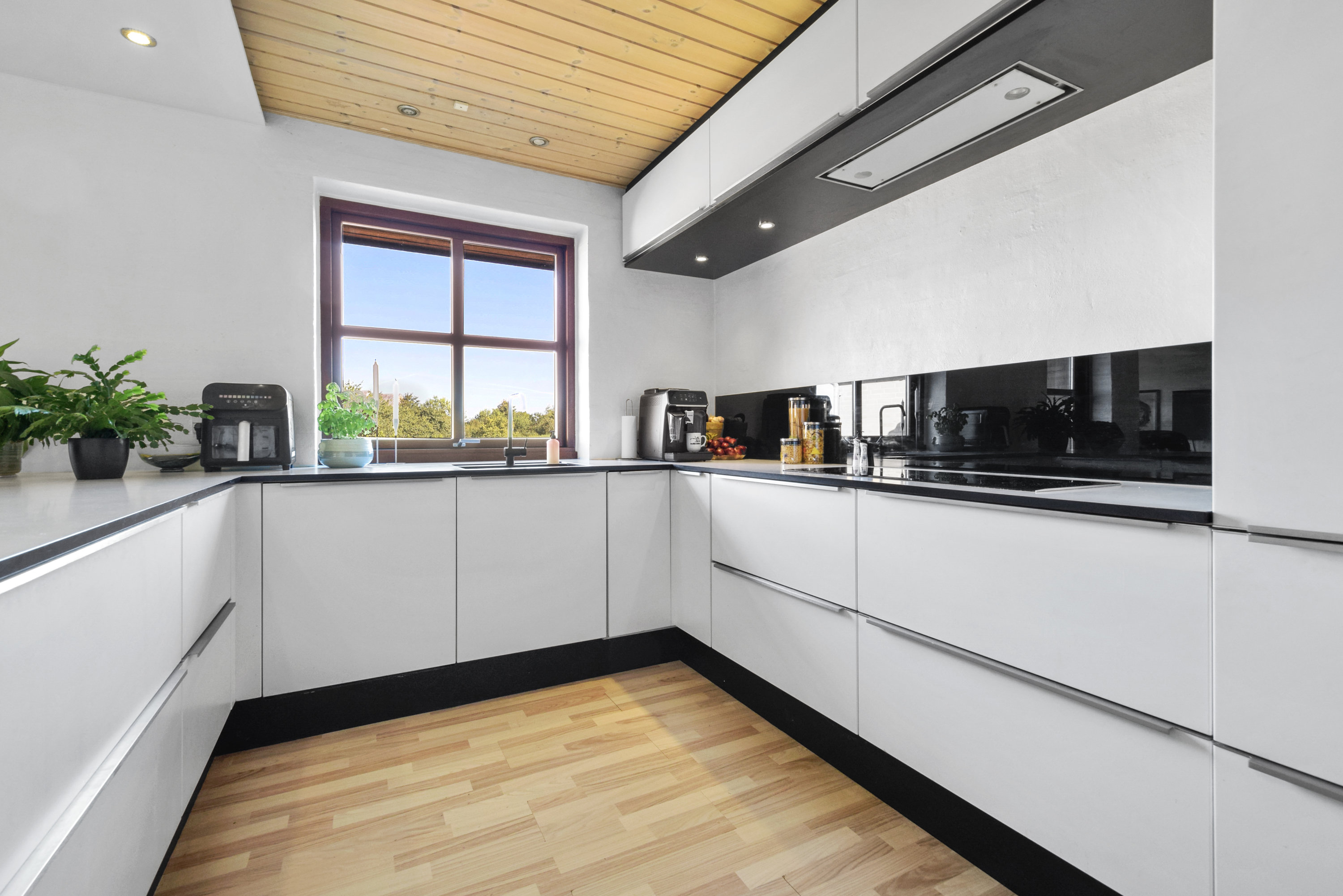 Fremhævet  billede i fuldskærmstilstand. Billede af Bakken 13, Ulbjerg, 8832 Skals