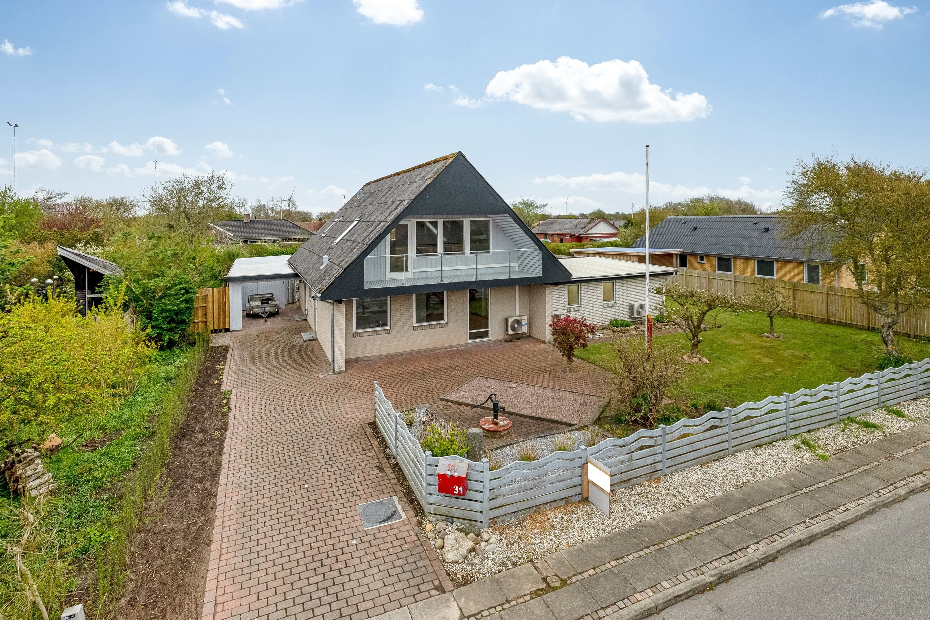 Miniaturebillede 1: . Billede af Velling Kirkeby 31, Velling, 6950 Ringkøbing