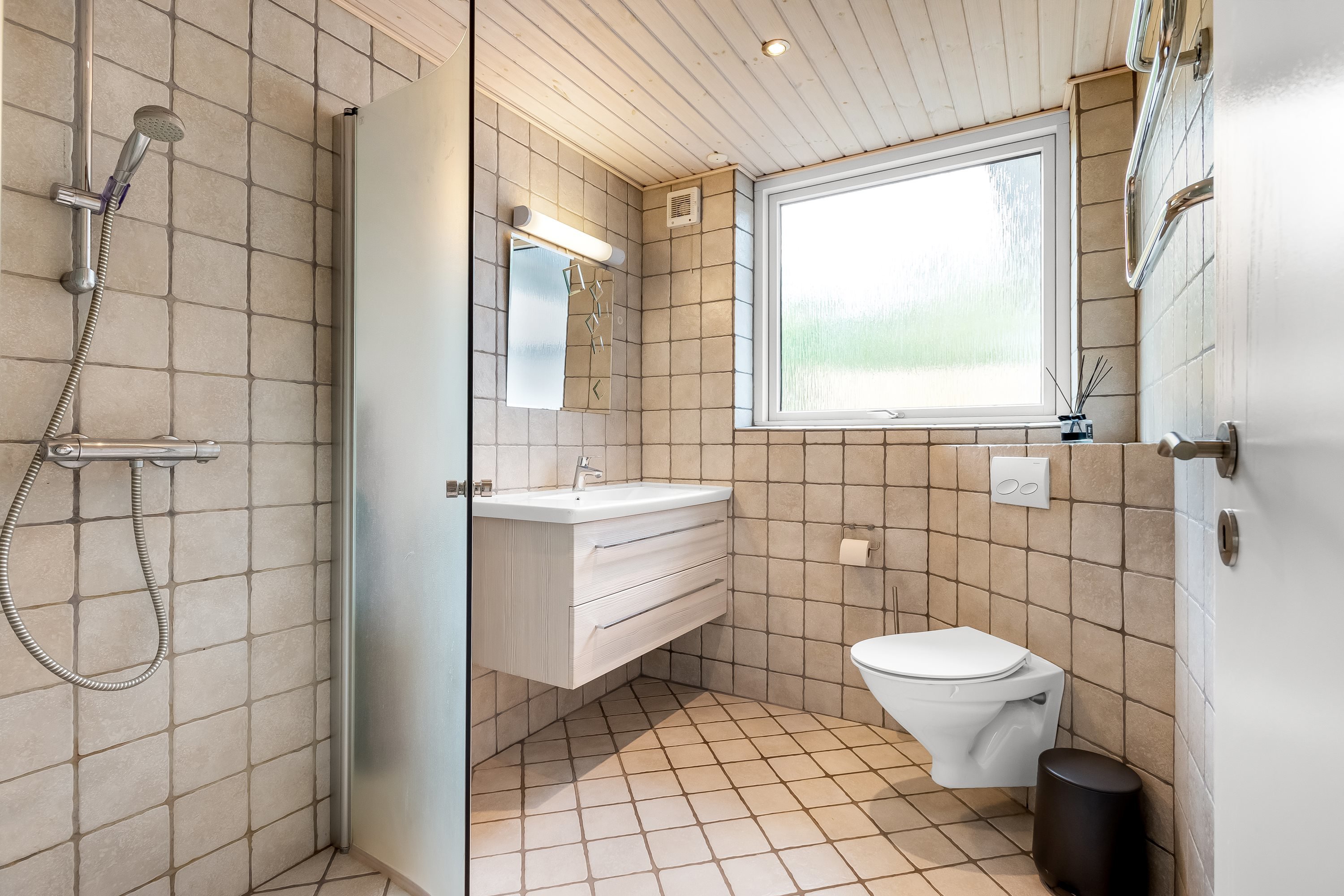 Fremhævet  billede i fuldskærmstilstand. Billede af Velling Kirkeby 31, Velling, 6950 Ringkøbing