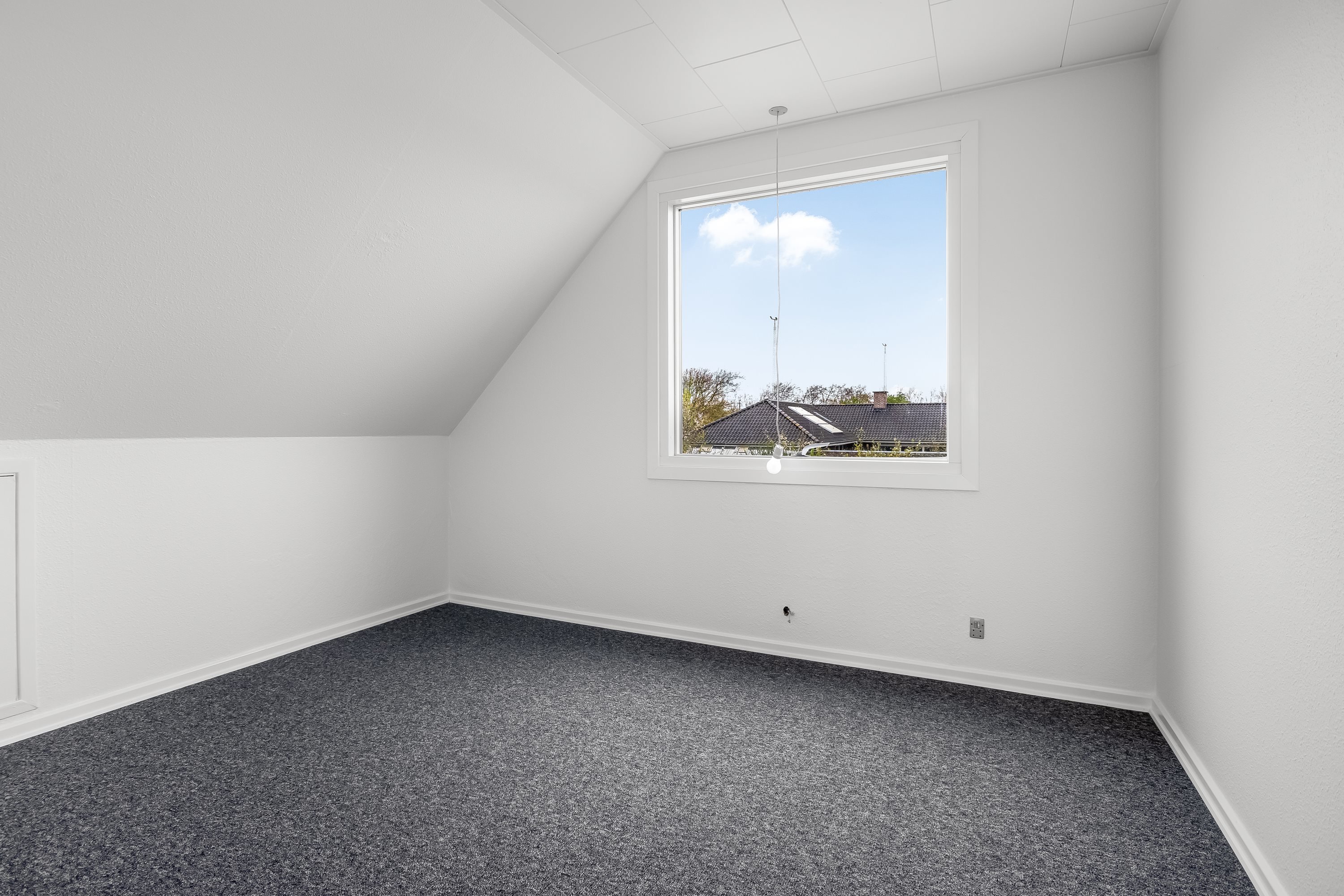 Fremhævet  billede i fuldskærmstilstand. Billede af Velling Kirkeby 31, Velling, 6950 Ringkøbing