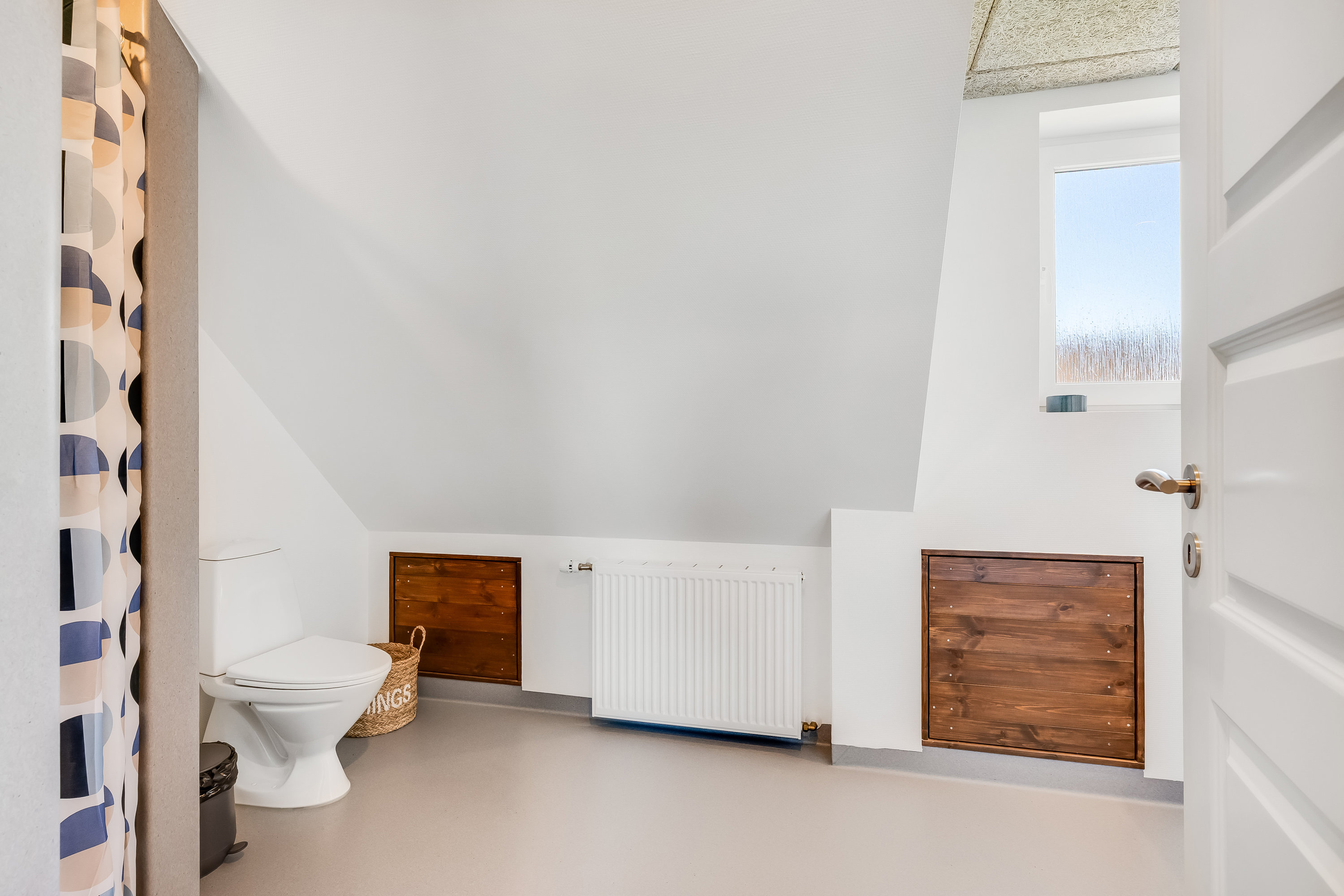 Fremhævet badeværelse billede i fuldskærmstilstand. Billede af Bymarken 8, Sdr. Nissum, 6990 Ulfborg