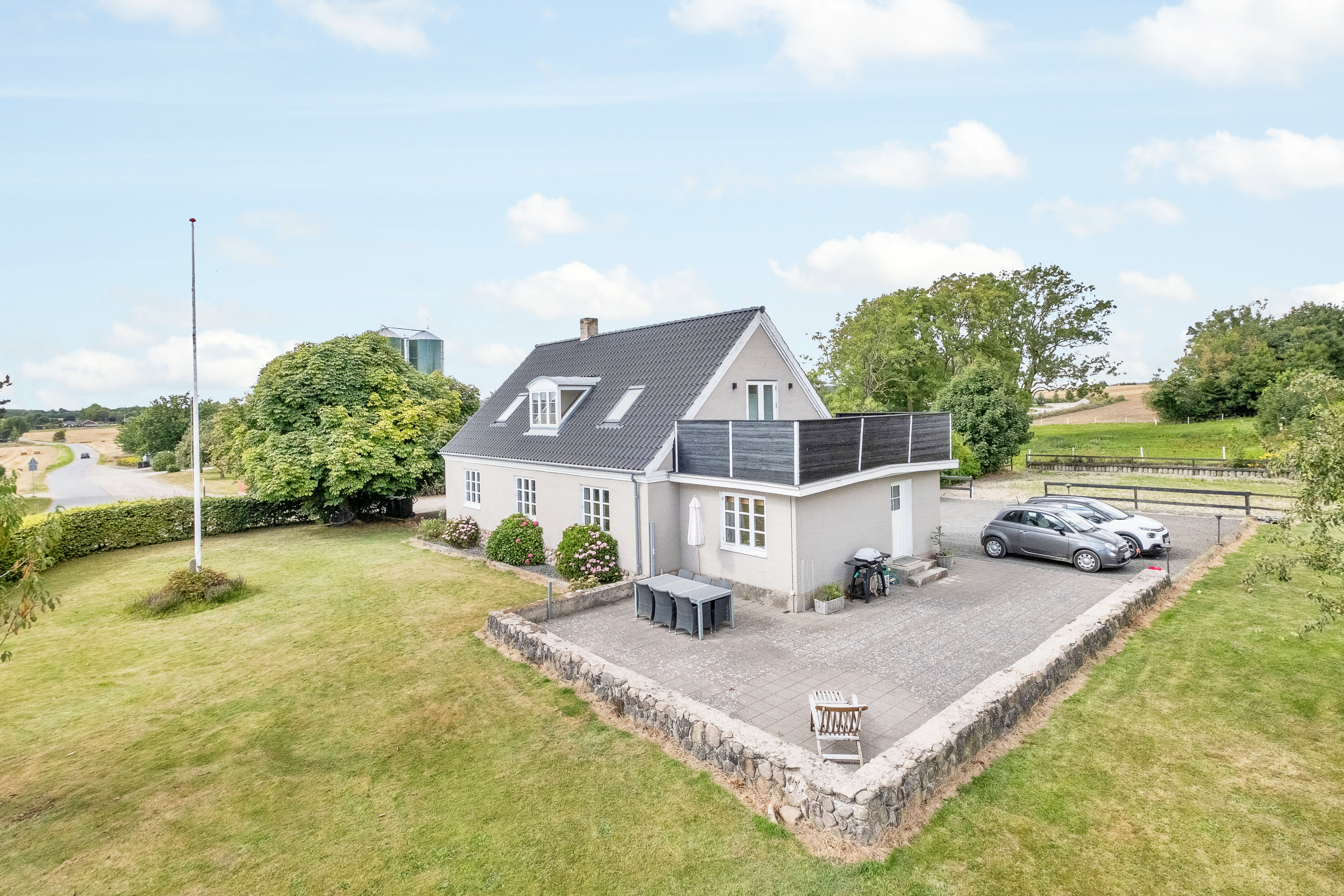 Miniaturebillede 1: facade. Billede af Villendrupvej 22, Villendrup, 8543 Hornslet