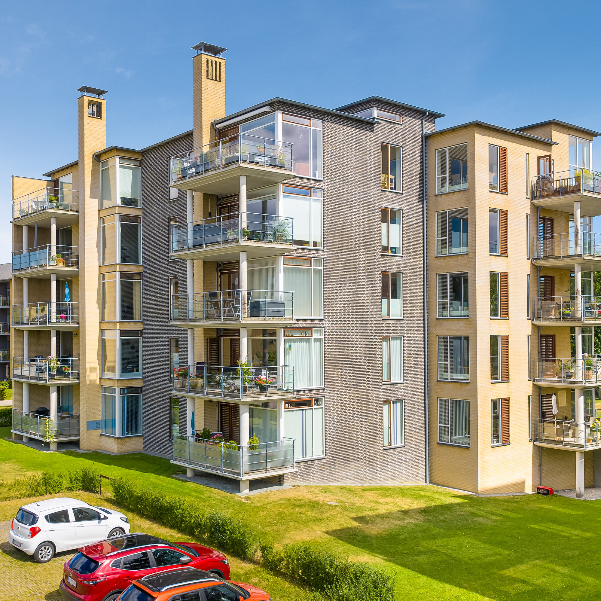 Fremhævet gårdmiljø billede i fuldskærmstilstand. Billede af Fænøsund Park 1, 2. 2., 5500 Middelfart