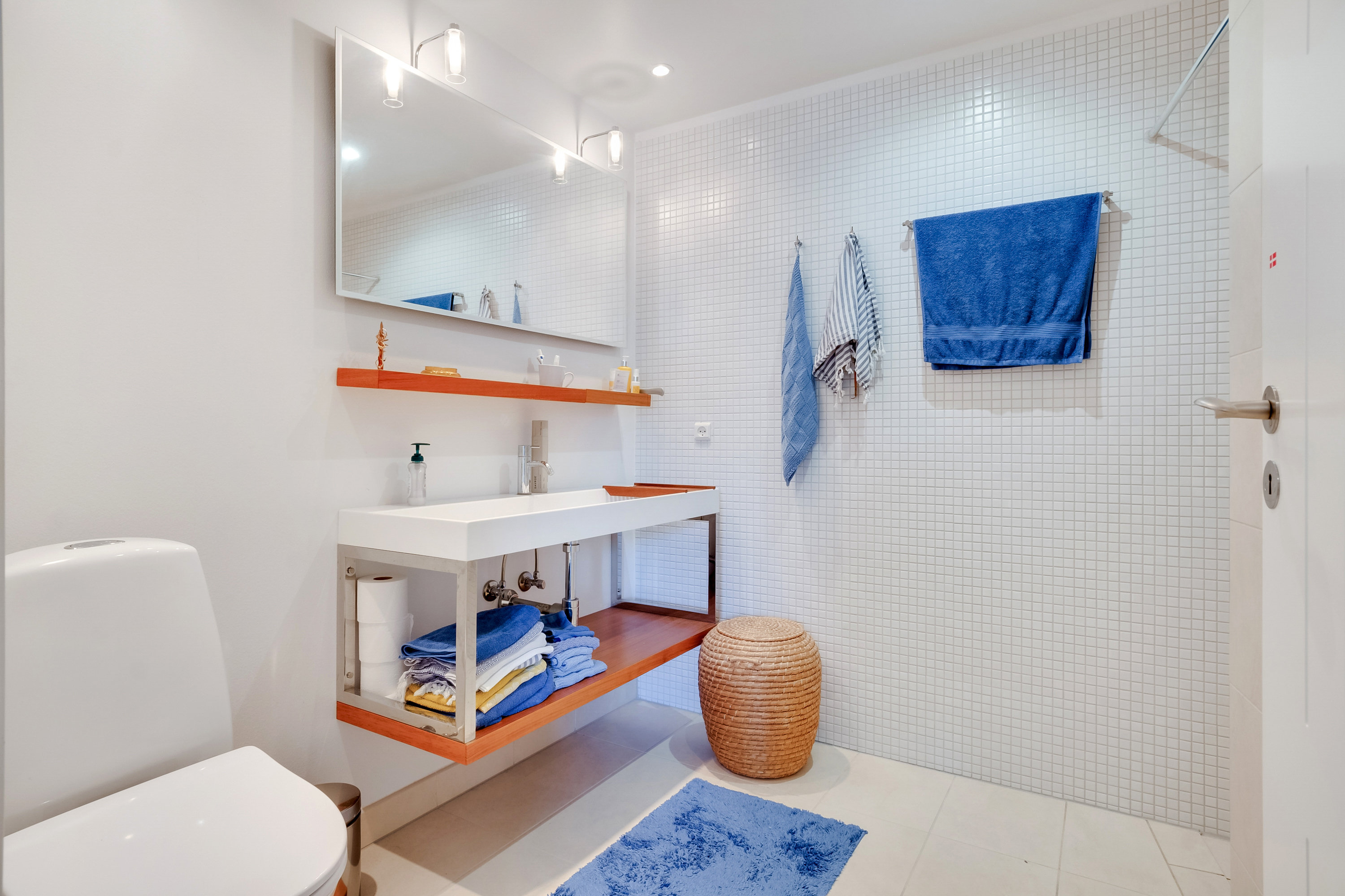 Fremhævet badeværelse billede i fuldskærmstilstand. Billede af Fænøsund Park 1, 2. 2., 5500 Middelfart