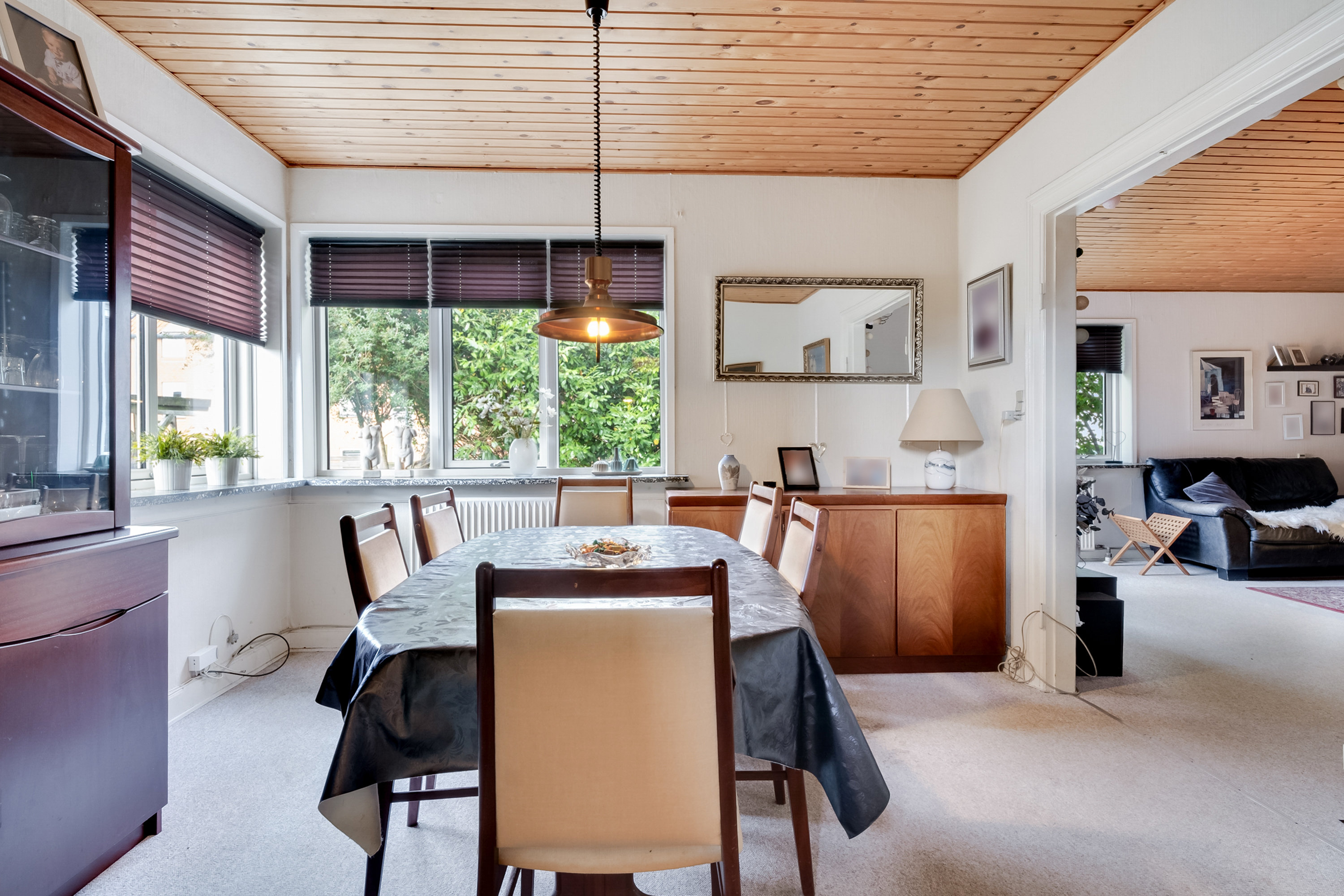 Fremhævet spisestue billede i fuldskærmstilstand. Billede af Rosenvænget 4, 5500 Middelfart