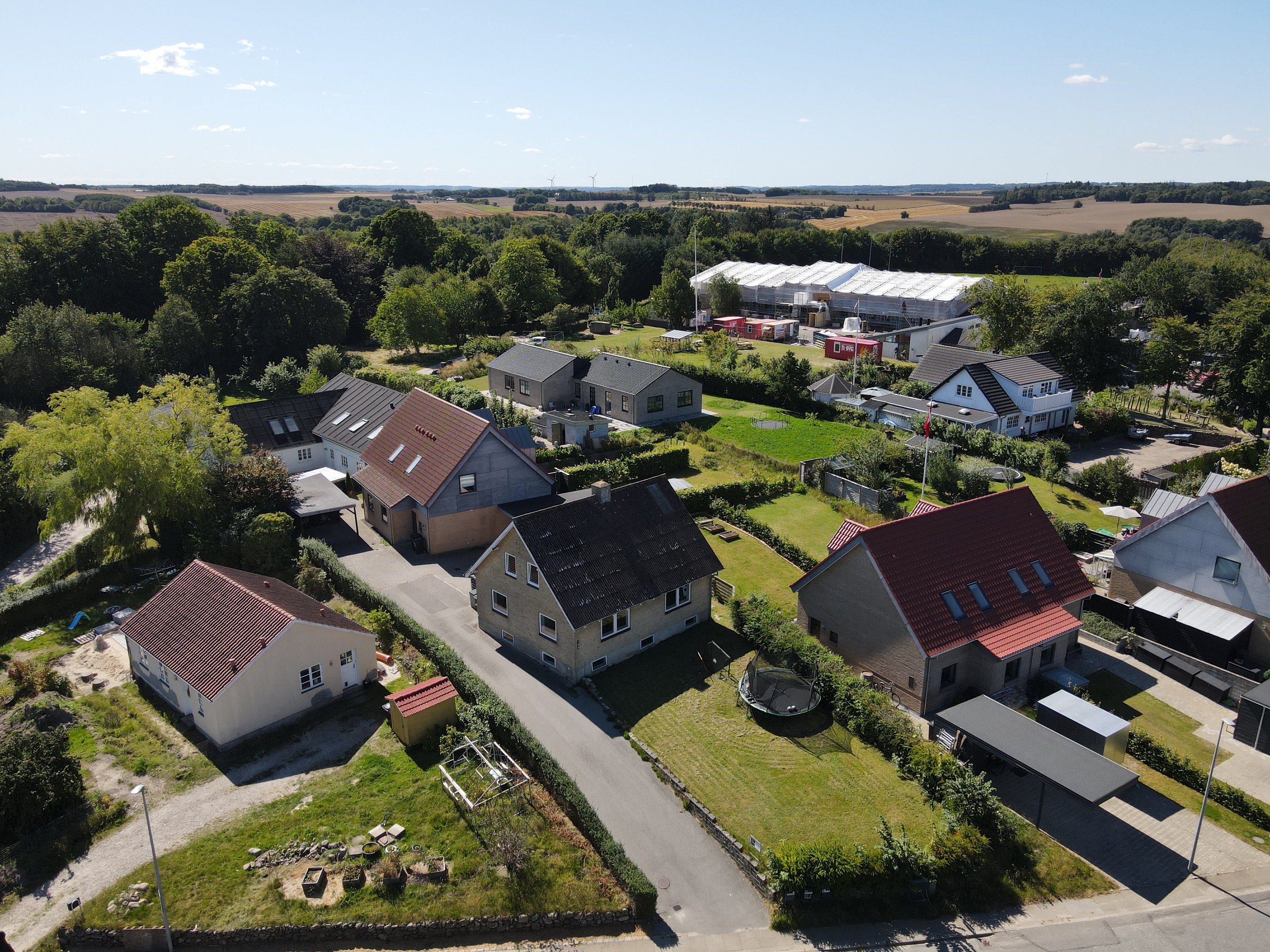 Fremhævet dronebillede billede i fuldskærmstilstand. Billede af Nøvlingvej 144A, 9260 Gistrup