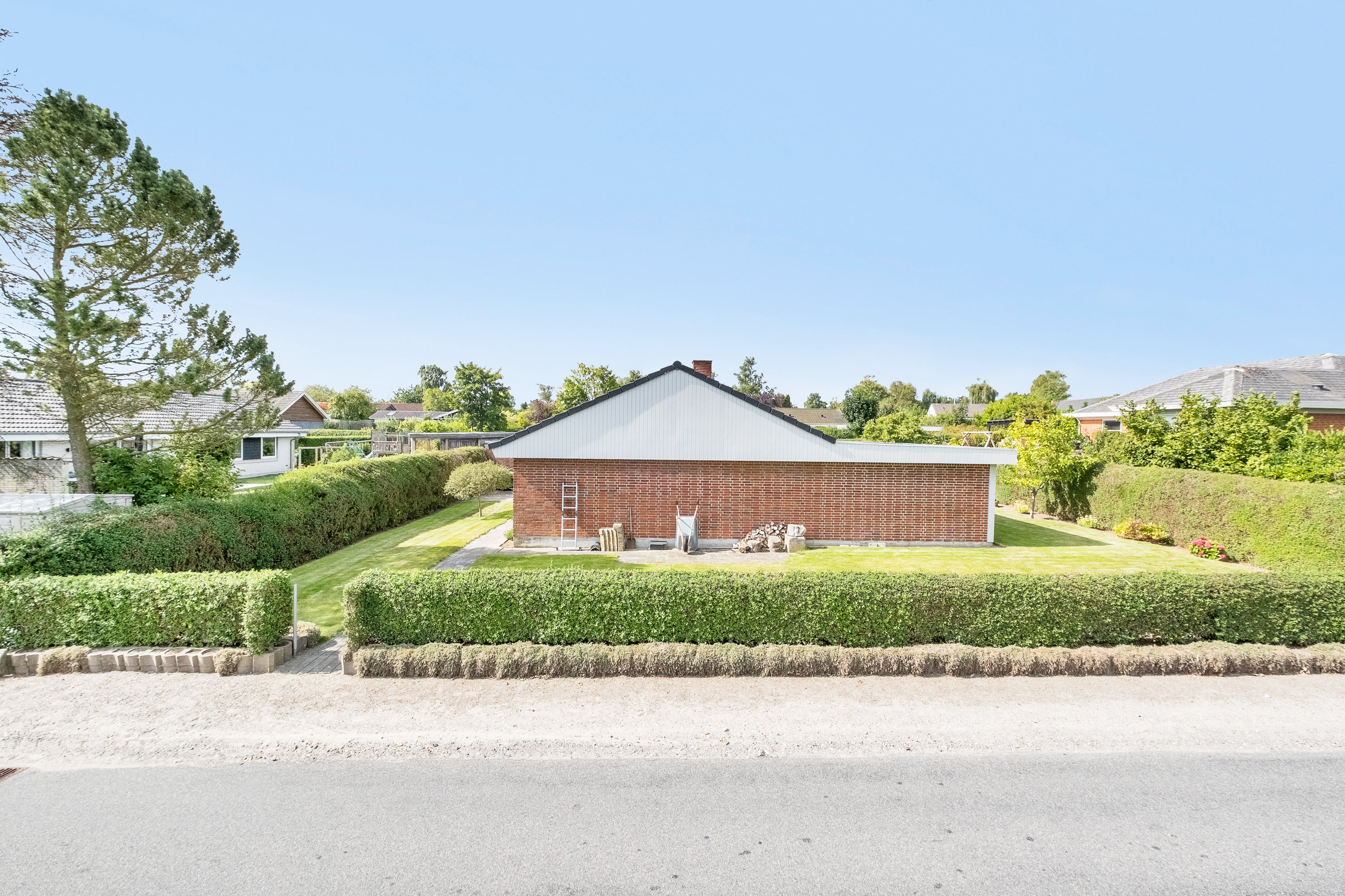 Fremhævet facade billede i fuldskærmstilstand. Billede af Stokbrovej 47, Elev, 8520 Lystrup