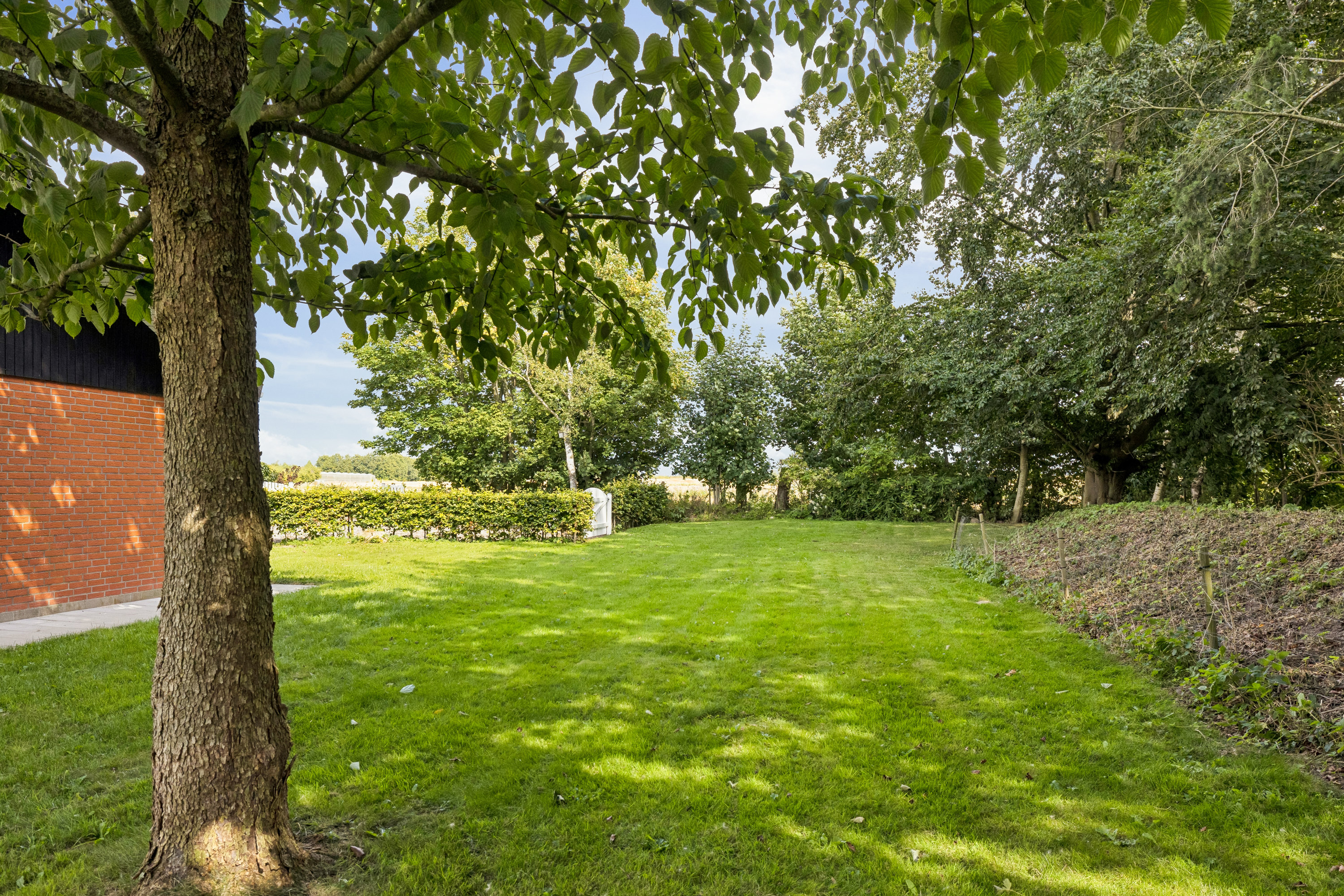 Fremhævet have billede i fuldskærmstilstand. Billede af Lumbyvej 52, 5792 Årslev
