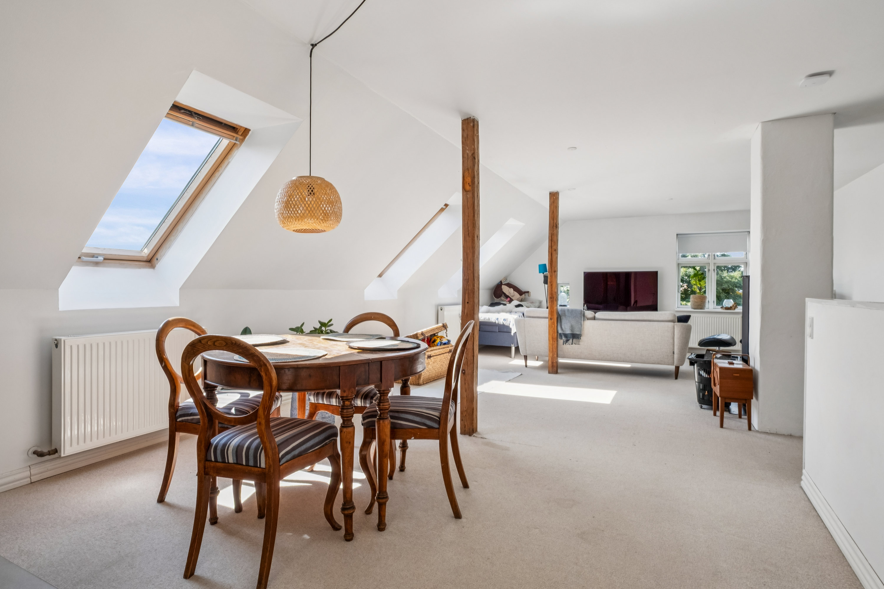 Fremhævet stue/multirum billede i fuldskærmstilstand. Billede af Skovlyvej 12, Elling, 8751 Gedved