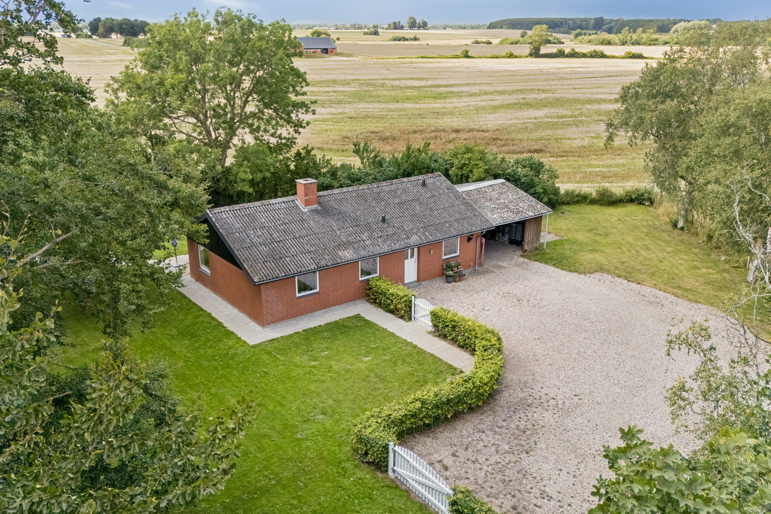 Fremhævet ejendom 1 billede i fuldskærmstilstand. Billede af Lumbyvej 52, 5792 Årslev