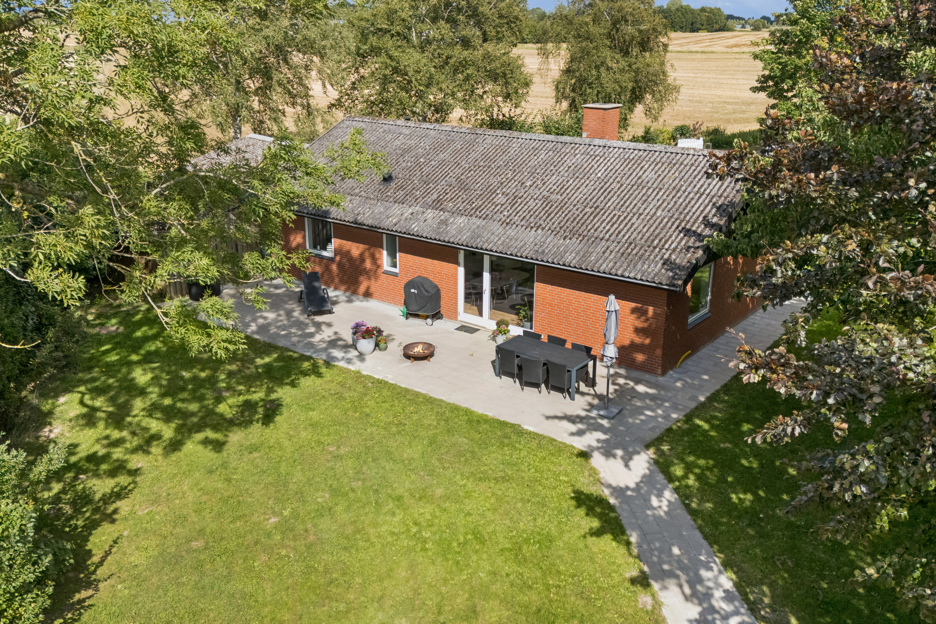 Fremhævet ejendom 1 billede i fuldskærmstilstand. Billede af Lumbyvej 52, 5792 Årslev