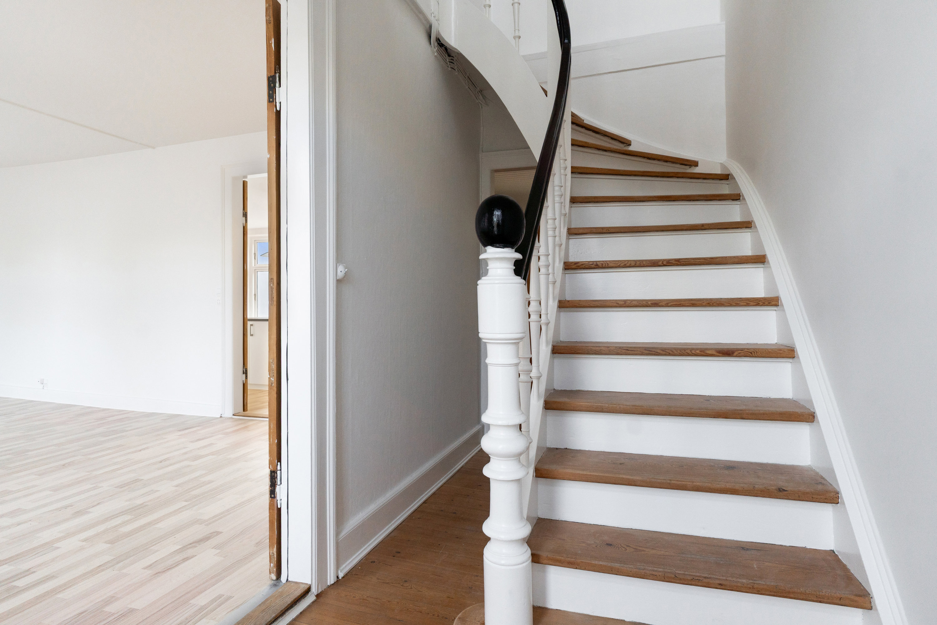 Fremhævet trappe billede i fuldskærmstilstand. Billede af Havnegade 26, 5900 Rudkøbing