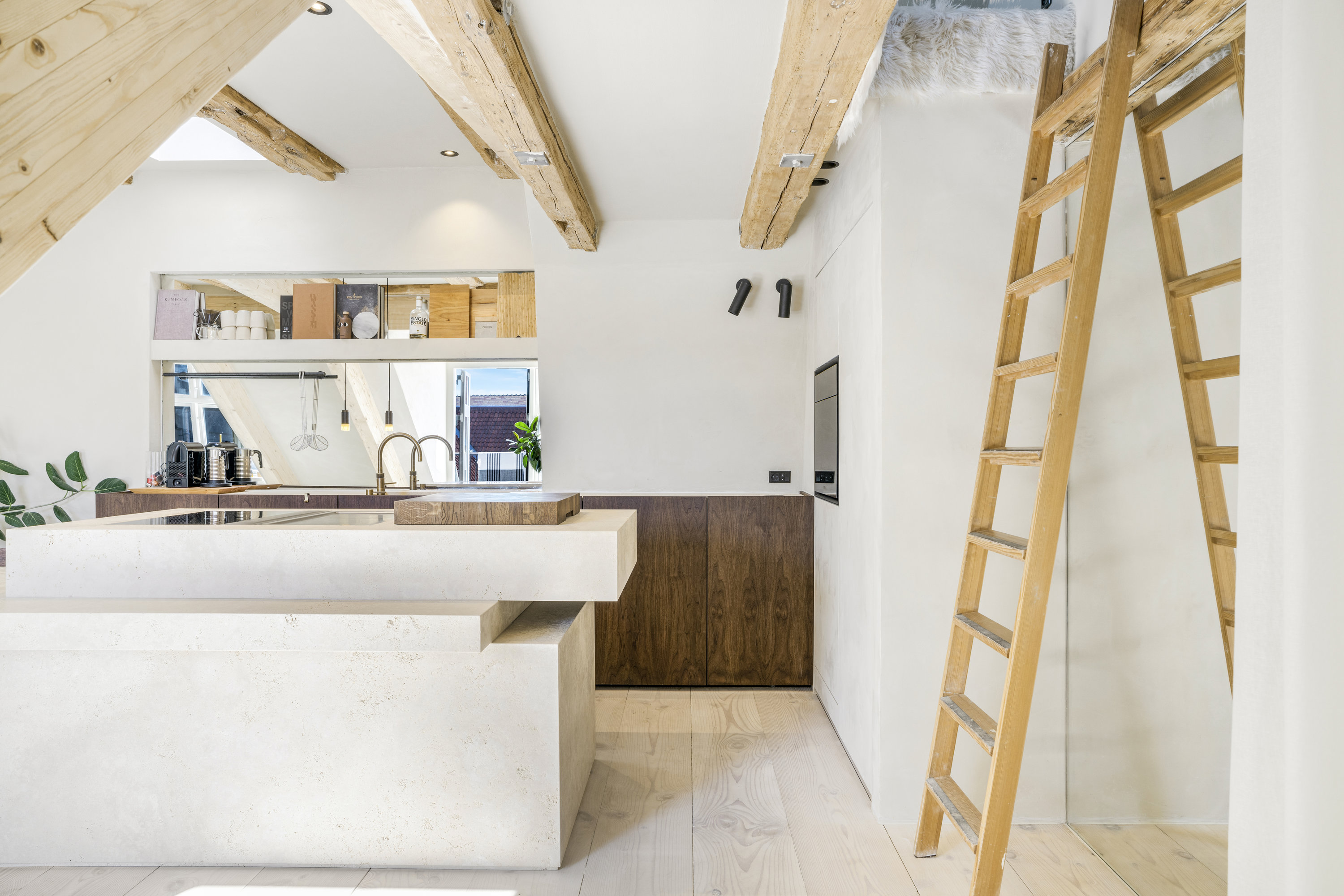 Fremhævet  billede i fuldskærmstilstand. Billede af Store Kongensgade 79B, 4. th., 1264 København K