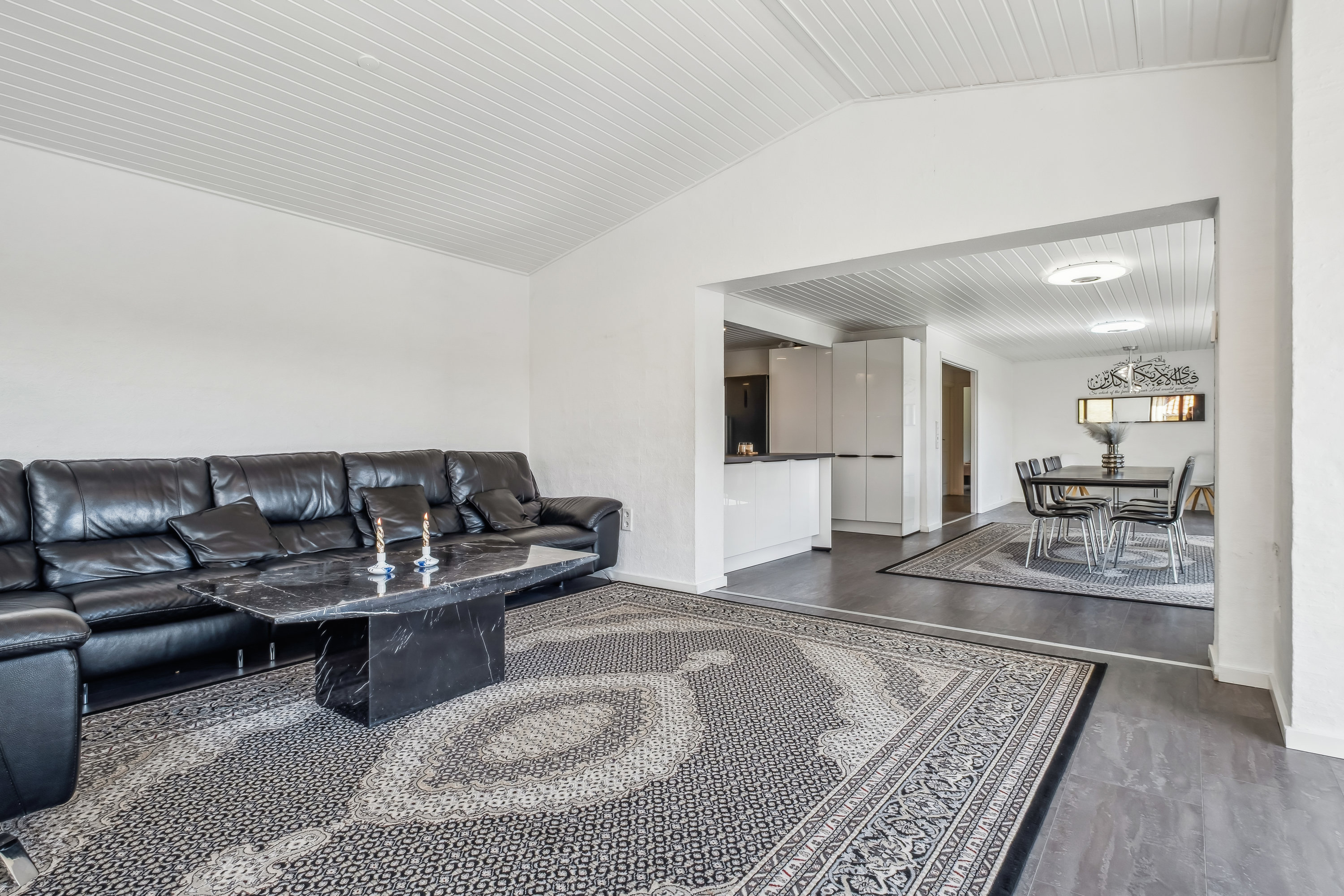 Fremhævet stue billede i fuldskærmstilstand. Billede af Rønnevej 19, 8700 Horsens