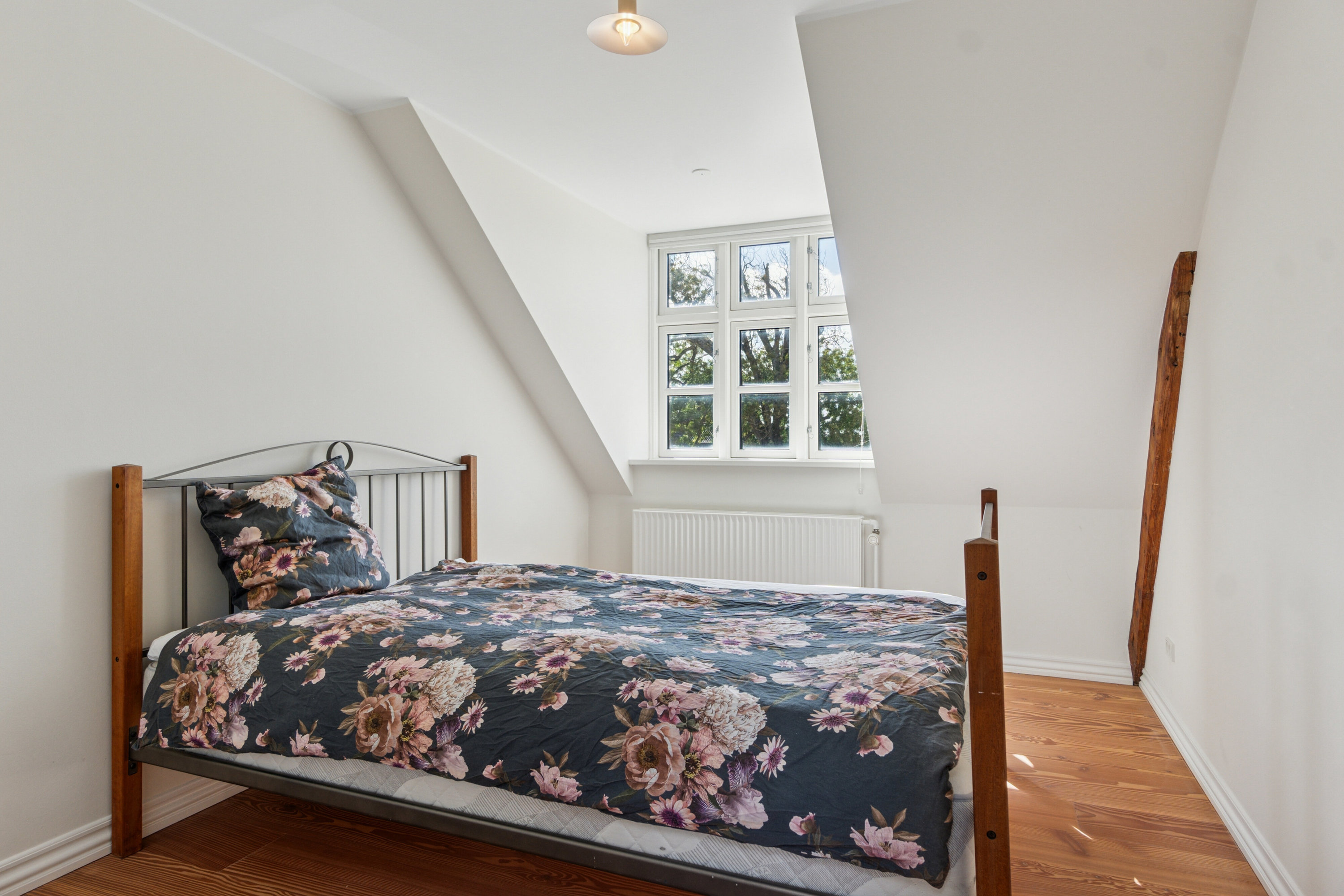 Fremhævet soveværelse billede i fuldskærmstilstand. Billede af Jernbanegade 8, 7700 Thisted