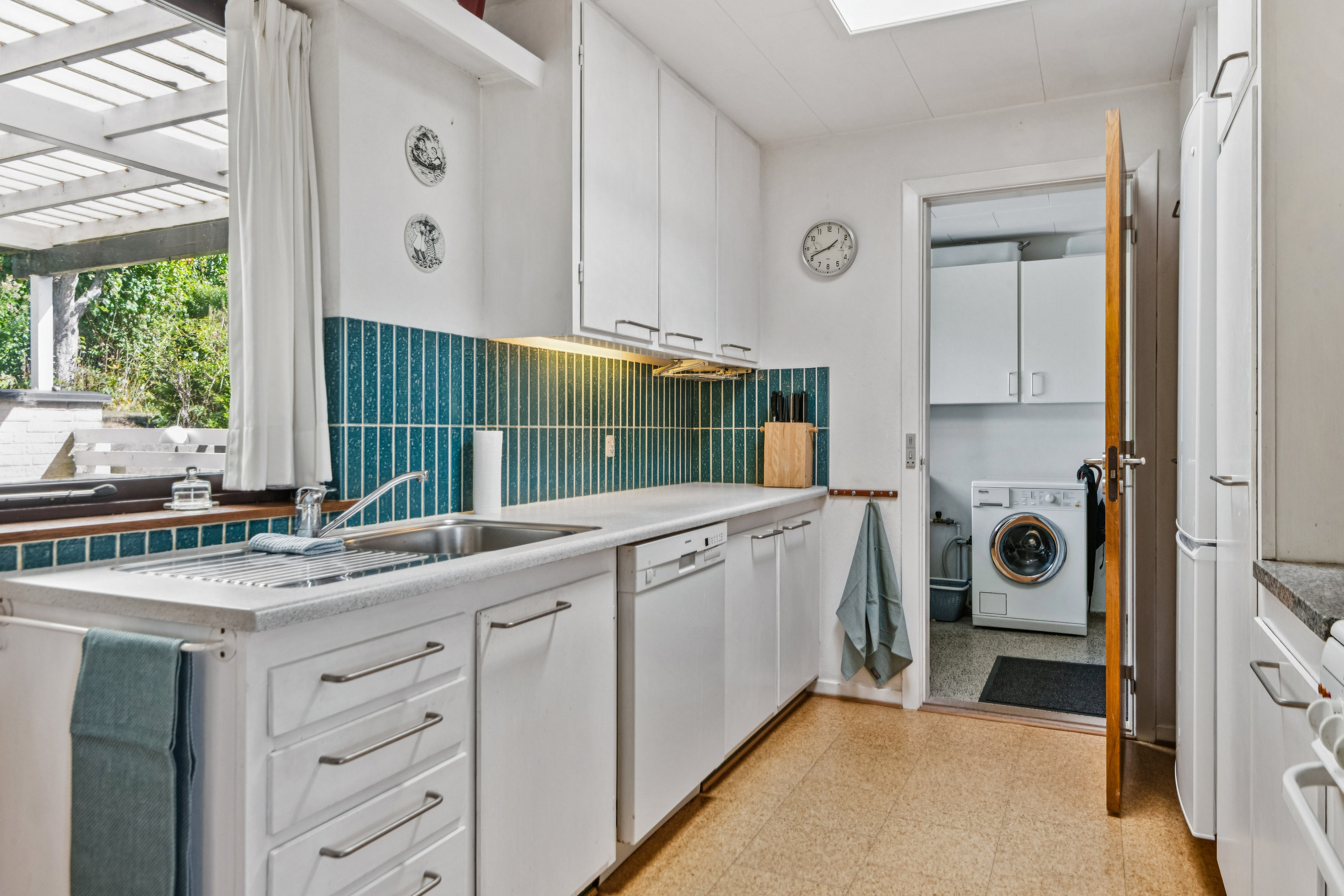 Fremhævet køkken billede i fuldskærmstilstand. Billede af Jacob Paludans Vej 8, 9200 Aalborg SV