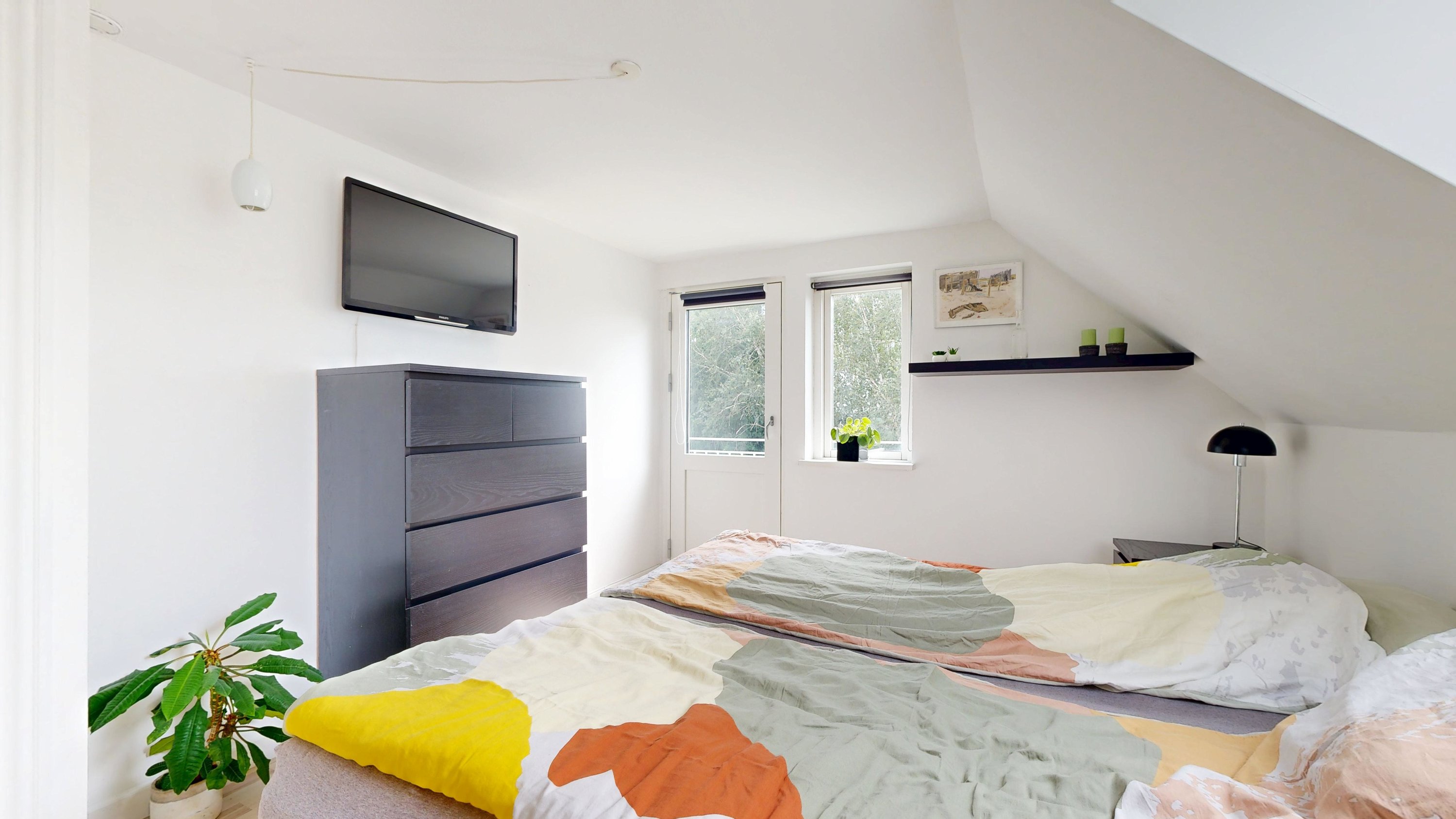 Fremhævet soveværelse billede i fuldskærmstilstand. Billede af Holmedal 43, Voerladegård, 8660 Skanderborg