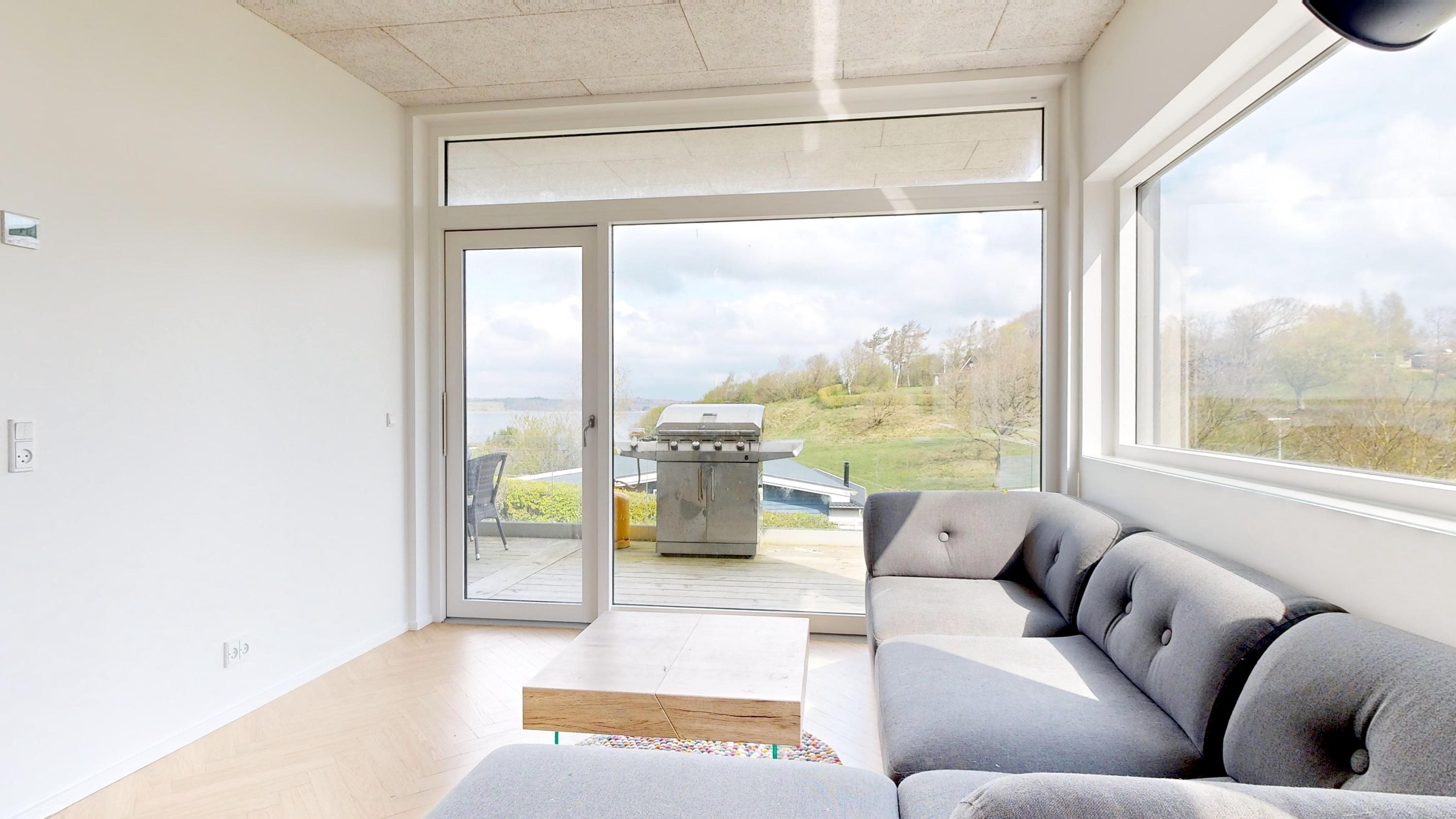 Fremhævet  billede i fuldskærmstilstand. Billede af Strandvejen 62, Hjarbæk, 8831 Løgstrup