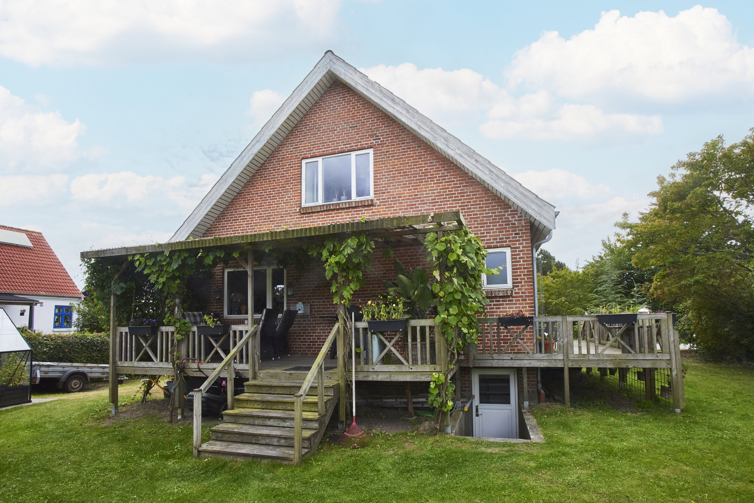 Miniaturebillede 2: ejendommen. Billede af Holmedal 43, Voerladegård, 8660 Skanderborg