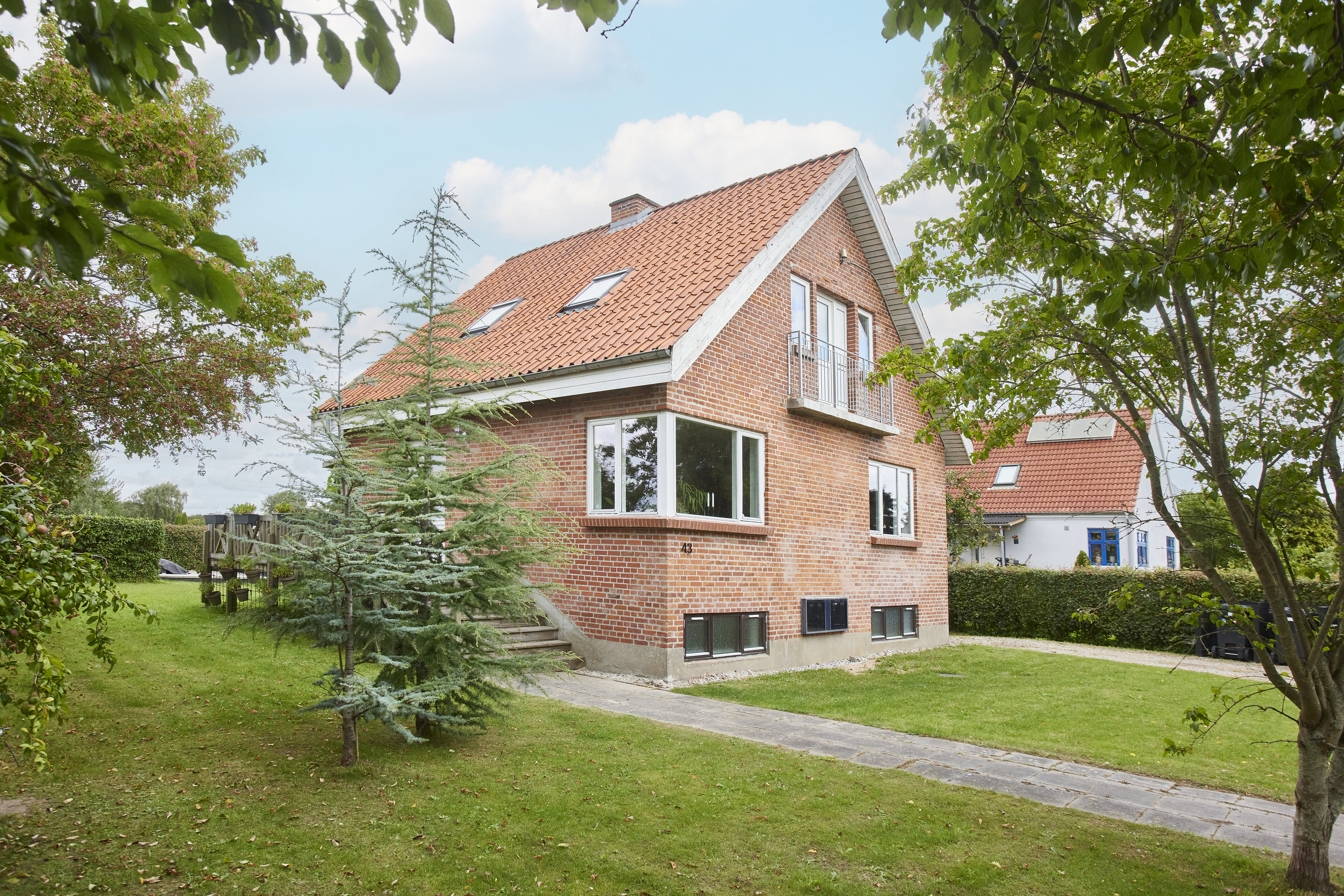 Miniaturebillede 1: ejendommen. Billede af Holmedal 43, Voerladegård, 8660 Skanderborg