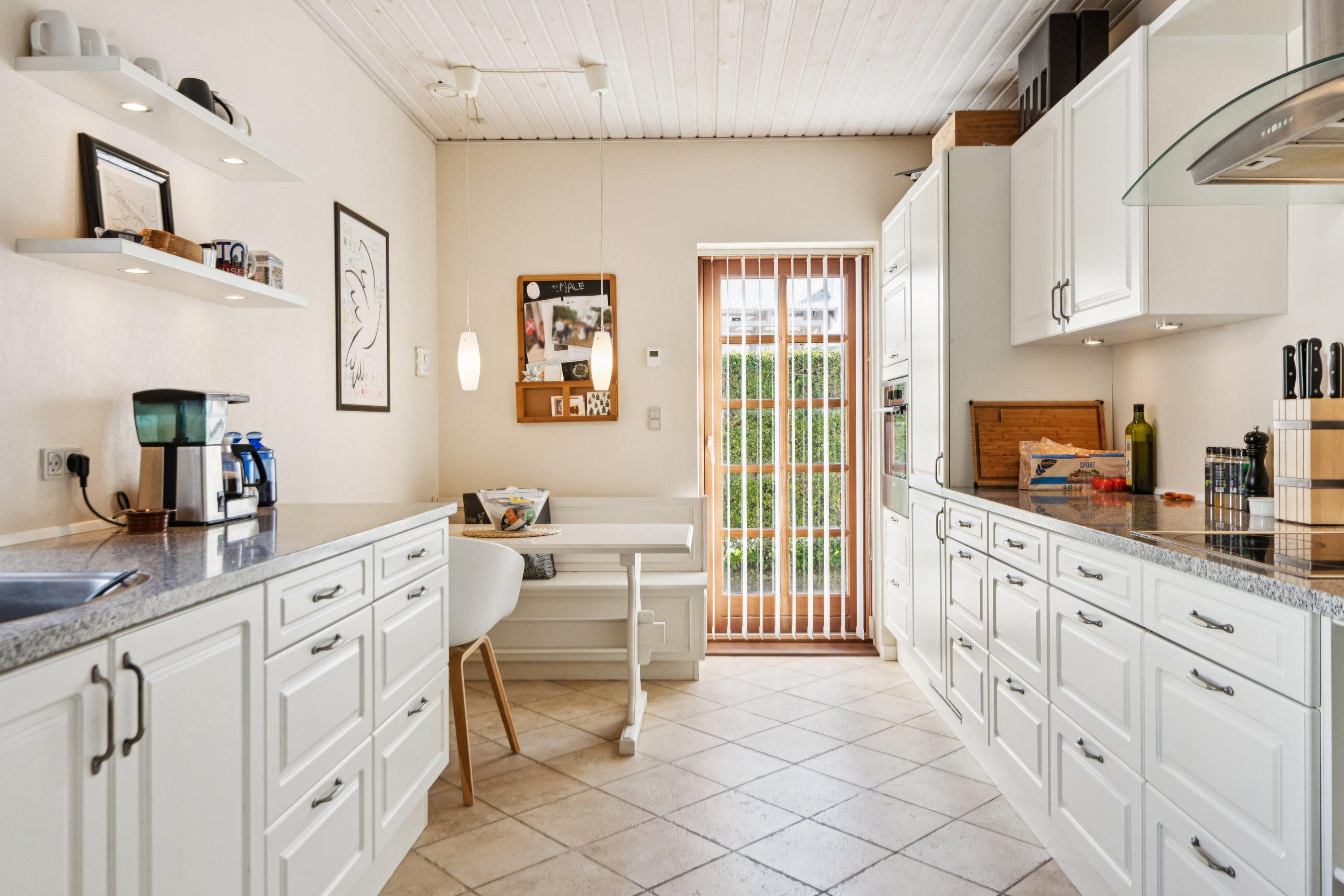 Fremhævet køkken billede i fuldskærmstilstand. Billede af Søndervangsvej 1, 9000 Aalborg