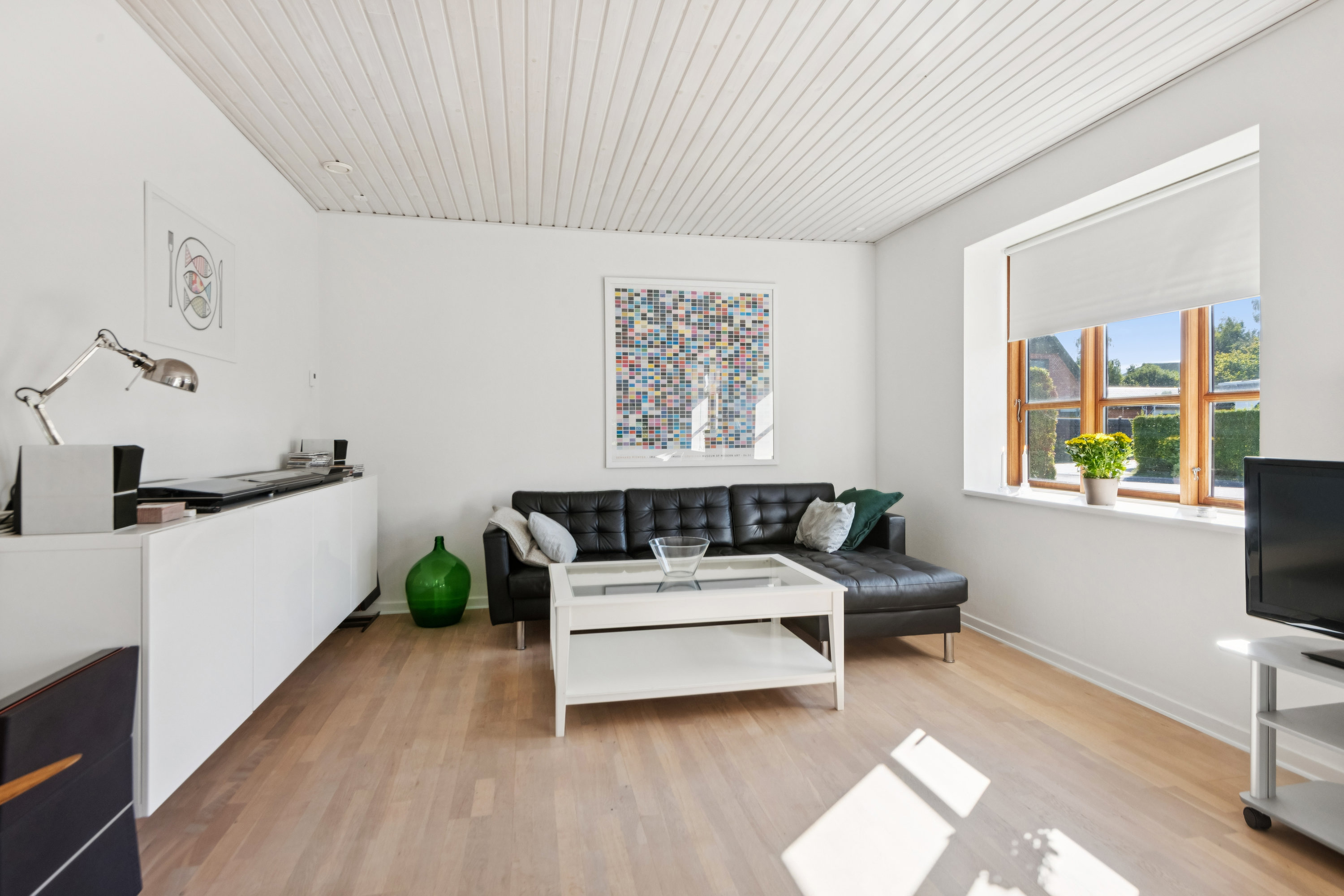 Fremhævet stue billede i fuldskærmstilstand. Billede af Søndervangsvej 1, 9000 Aalborg