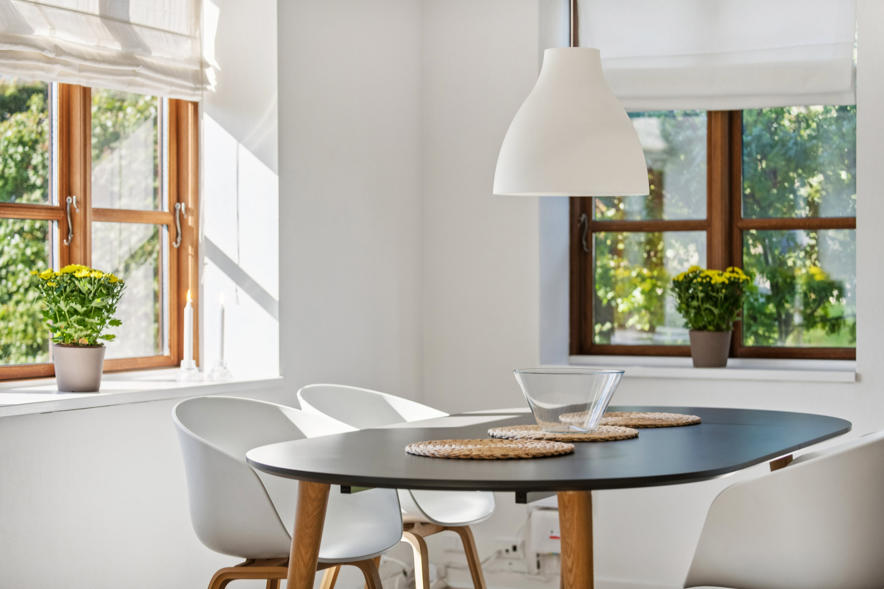 Fremhævet stue billede i fuldskærmstilstand. Billede af Søndervangsvej 1, 9000 Aalborg