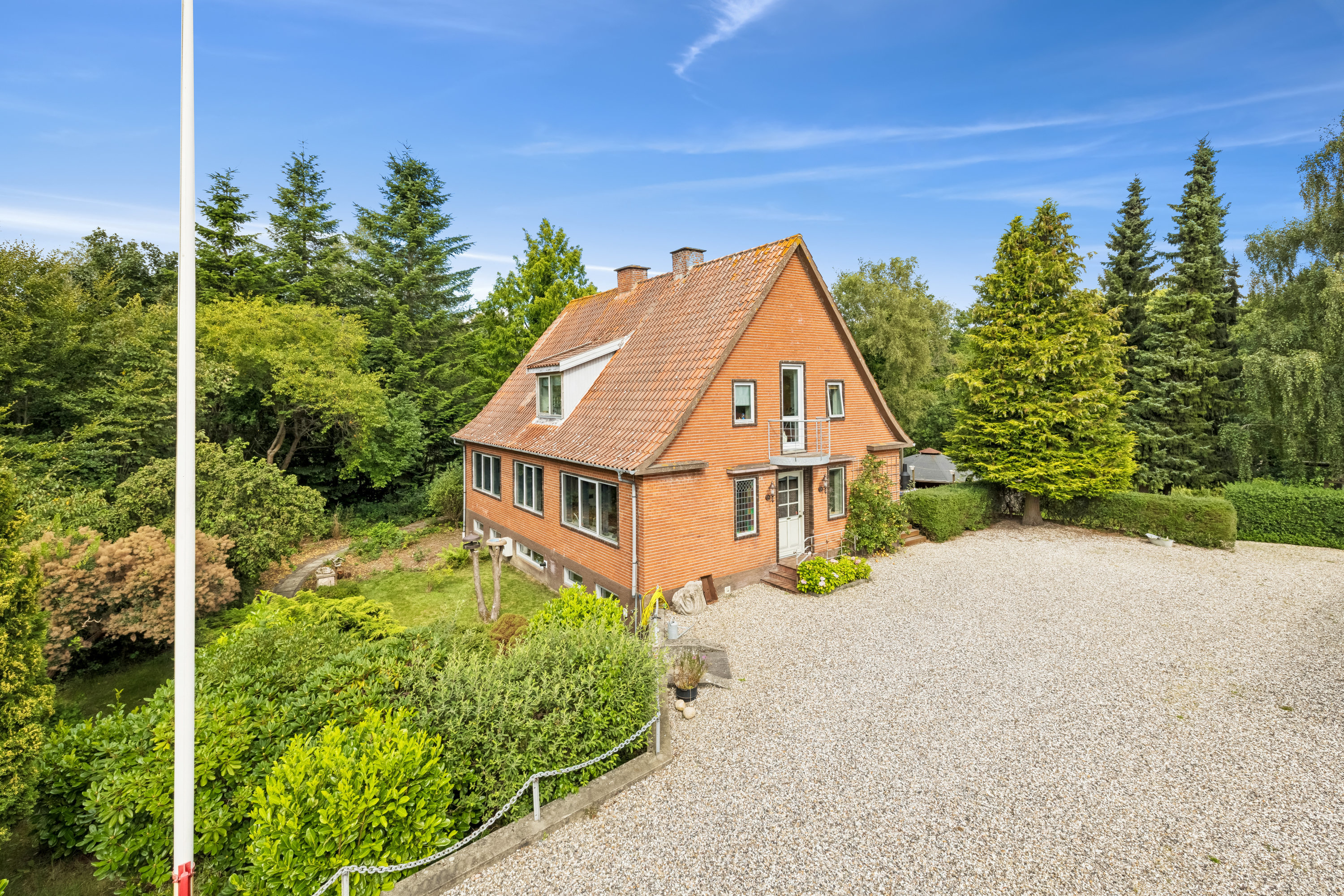 Fremhævet  billede i fuldskærmstilstand. Billede af Skivevej 230, 8831 Løgstrup