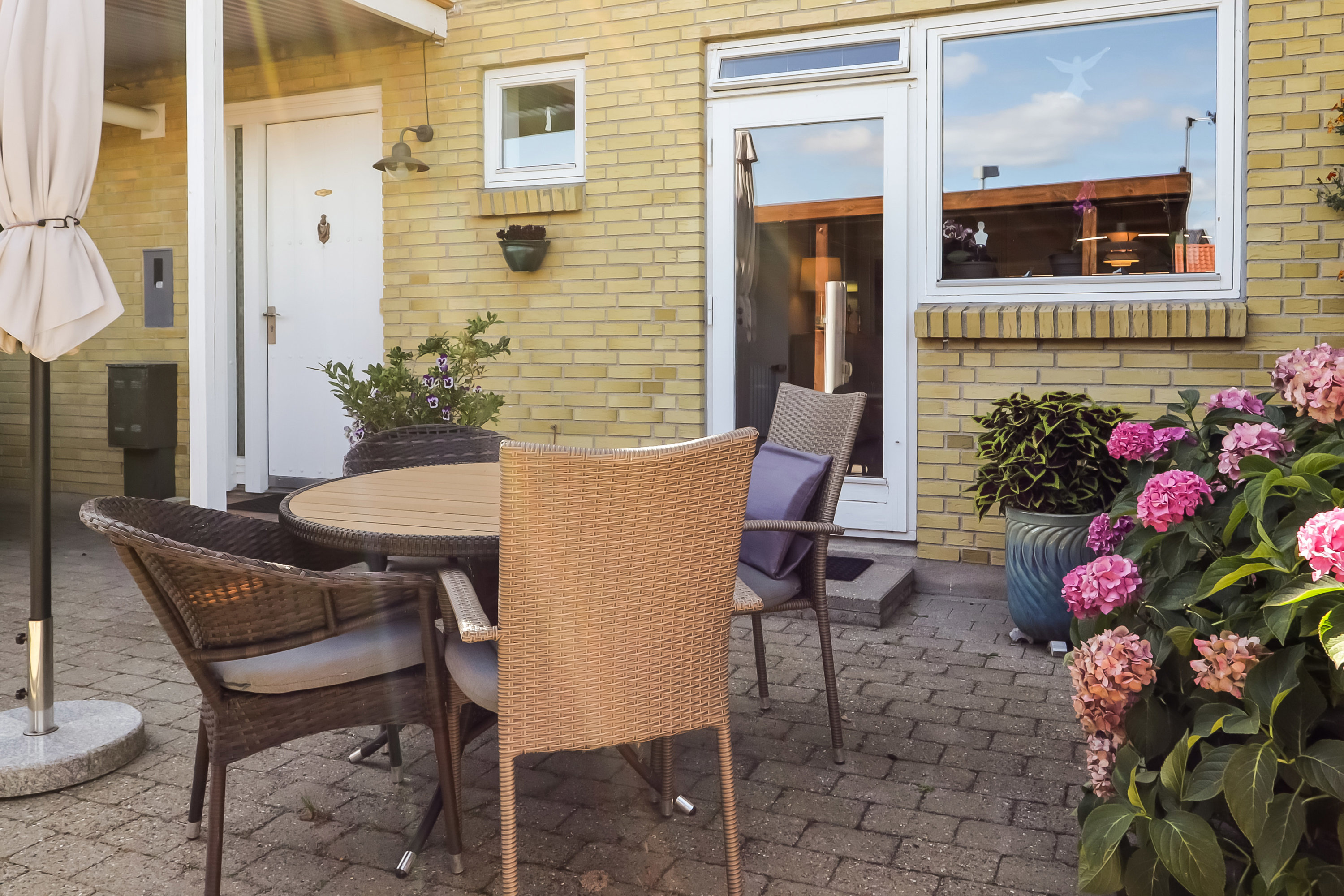 Fremhævet terrasse billede i fuldskærmstilstand. Billede af Thorsvang 26, Tåsinge, 5700 Svendborg