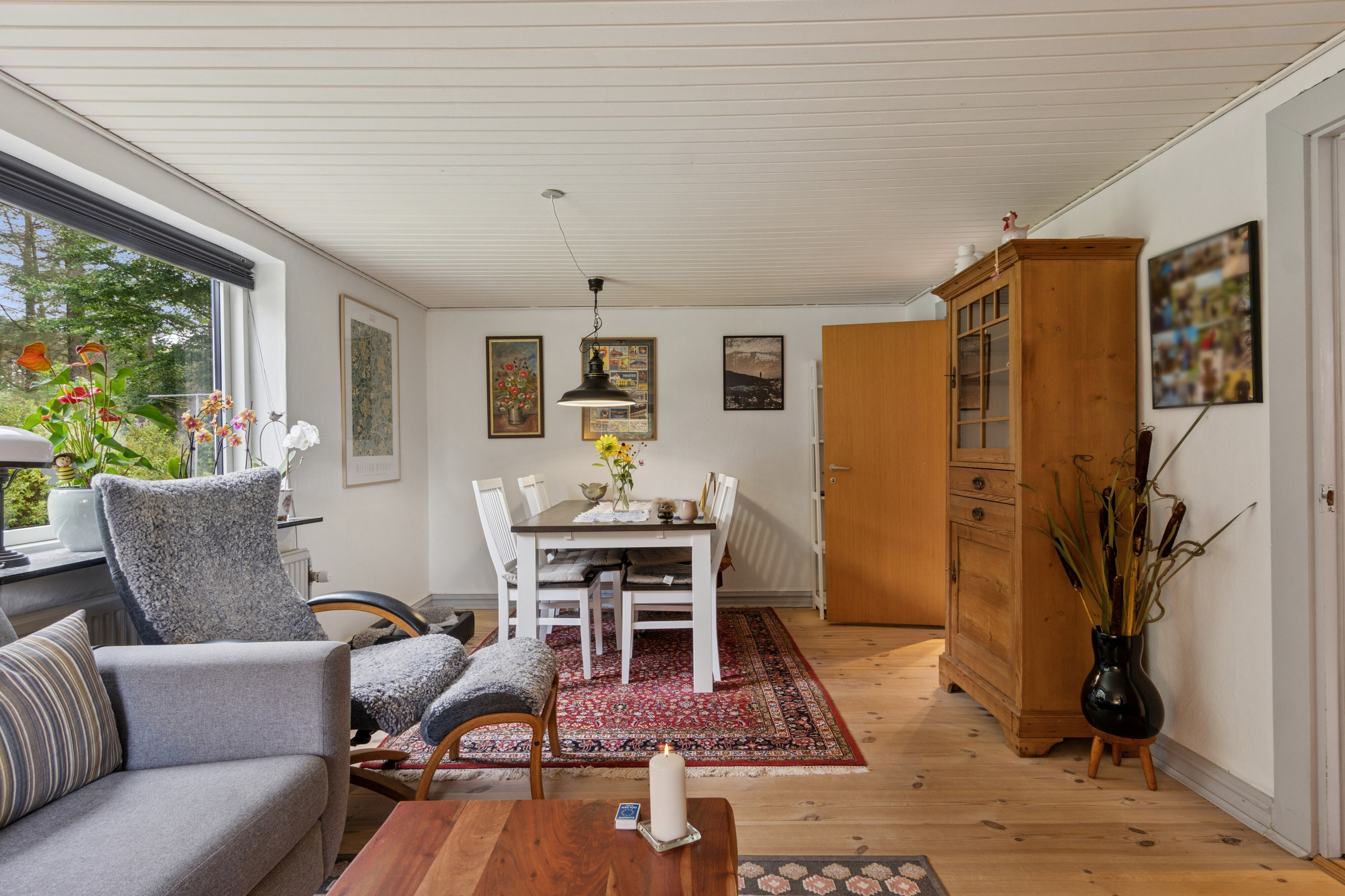 Miniaturebillede 2: stue. Billede af Nørbyvej 1, Tved, 7700 Thisted