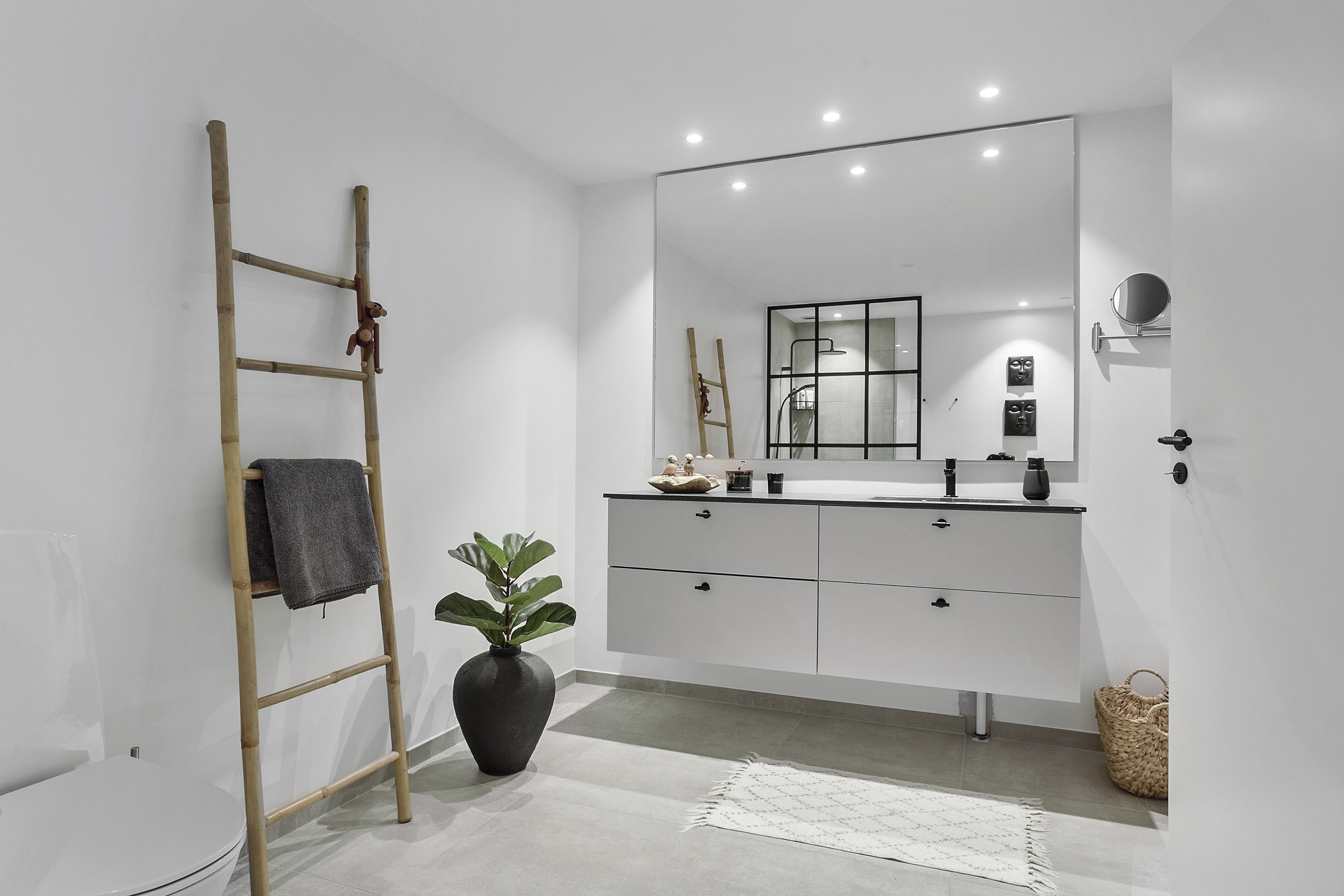 Fremhævet  billede i fuldskærmstilstand. Billede af Læborgvej 3A, Læborg, 6600 Vejen