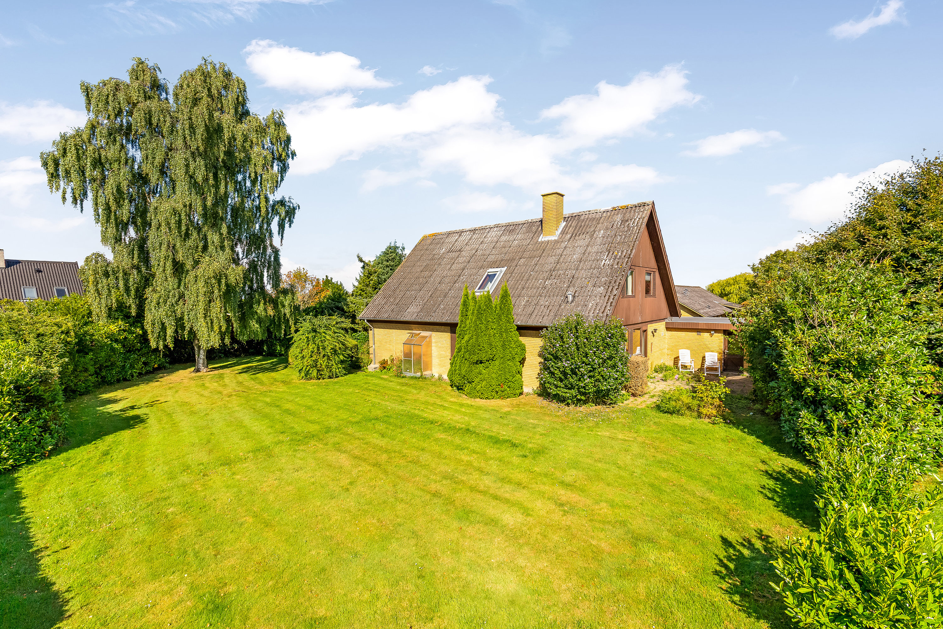 Fremhævet mastefoto billede i fuldskærmstilstand. Billede af Lokesvej 22, 4873 Væggerløse