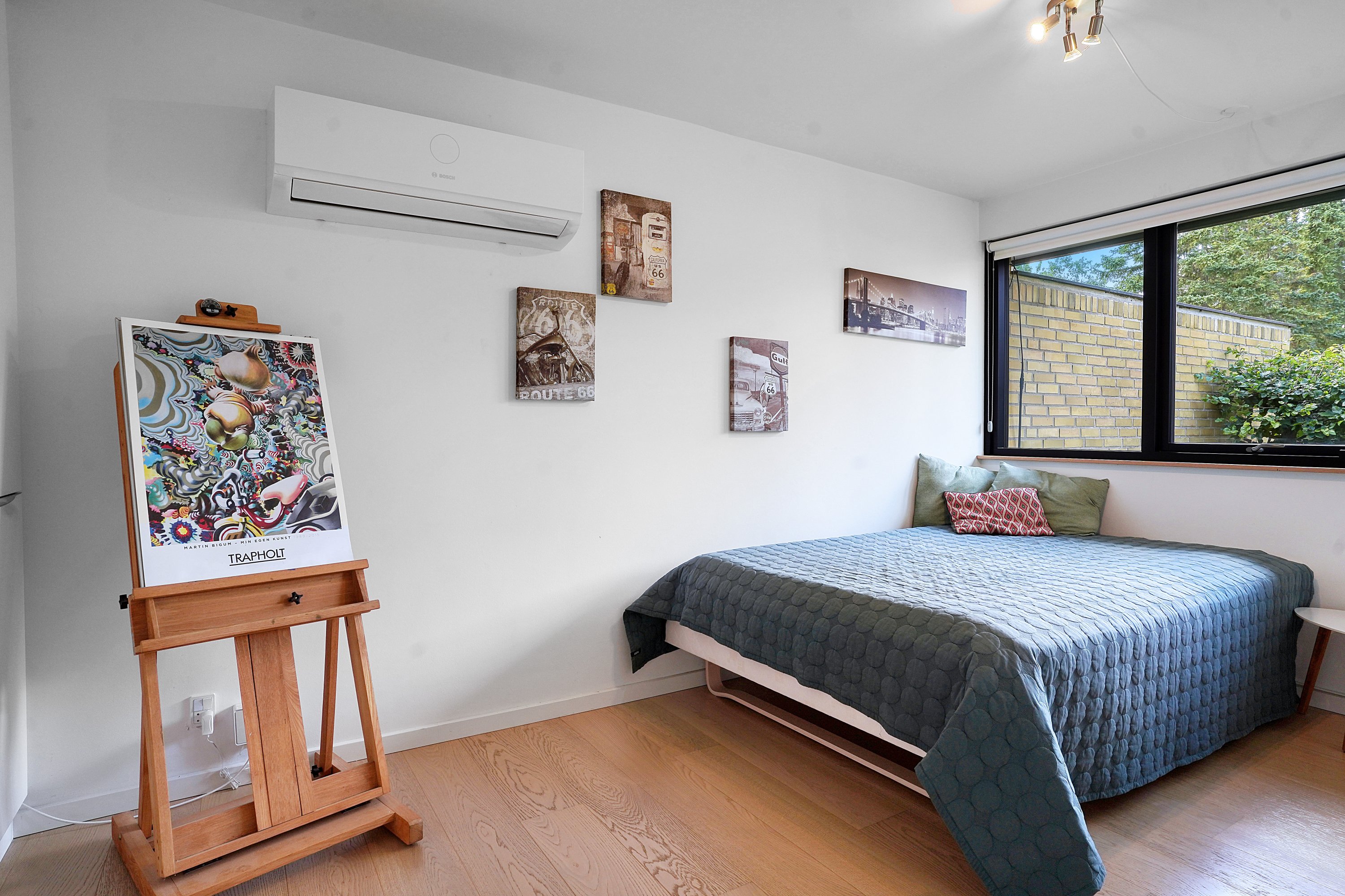 Fremhævet værelse billede i fuldskærmstilstand. Billede af Rasmus Knudsens Vej 36, 3000 Helsingør