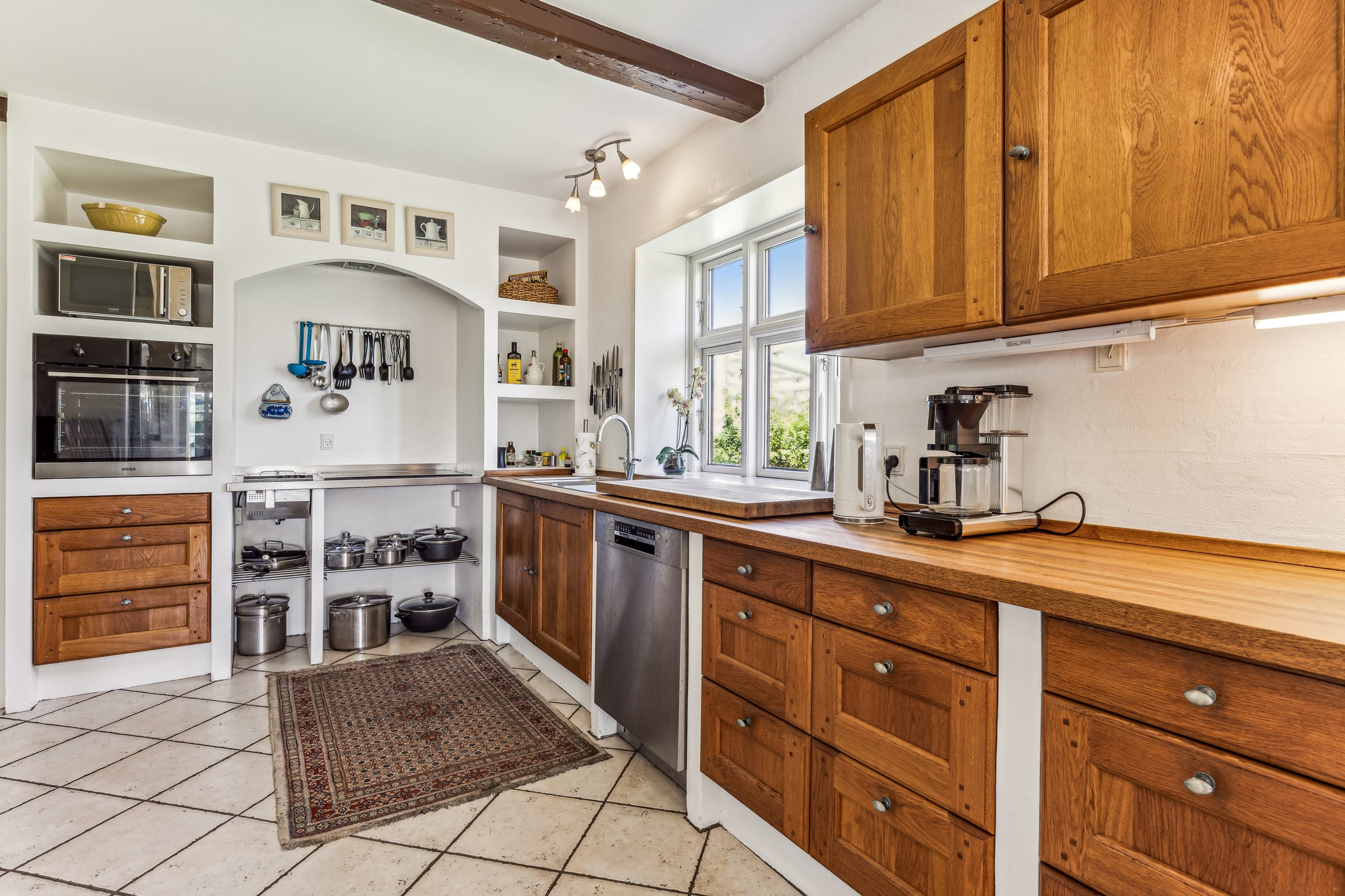 Fremhævet køkken billede i fuldskærmstilstand. Billede af Hyllerødvej 4A, 8783 Hornsyld