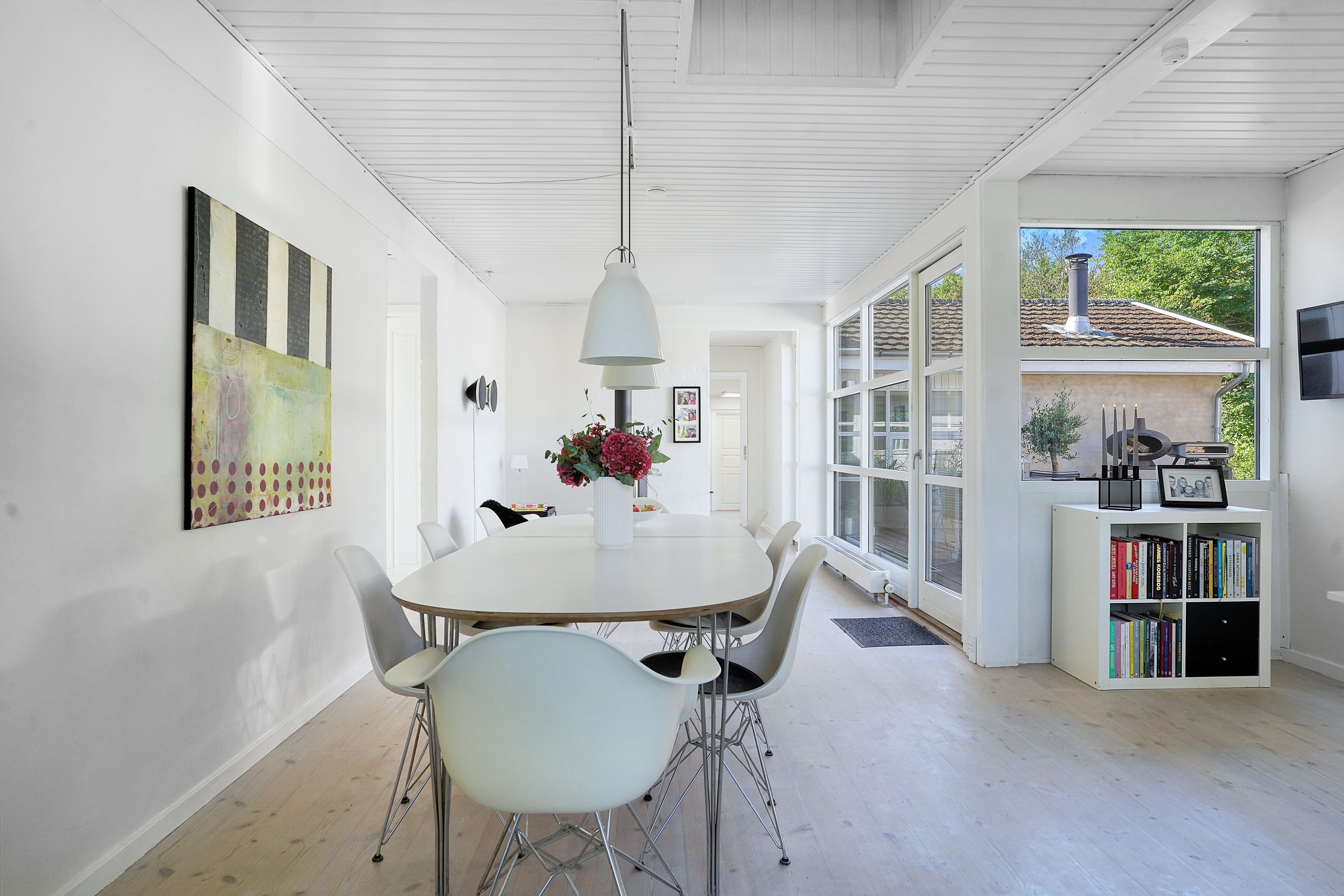 Fremhævet spisestue billede i fuldskærmstilstand. Billede af Rønnebærvej 27, 3400 Hillerød