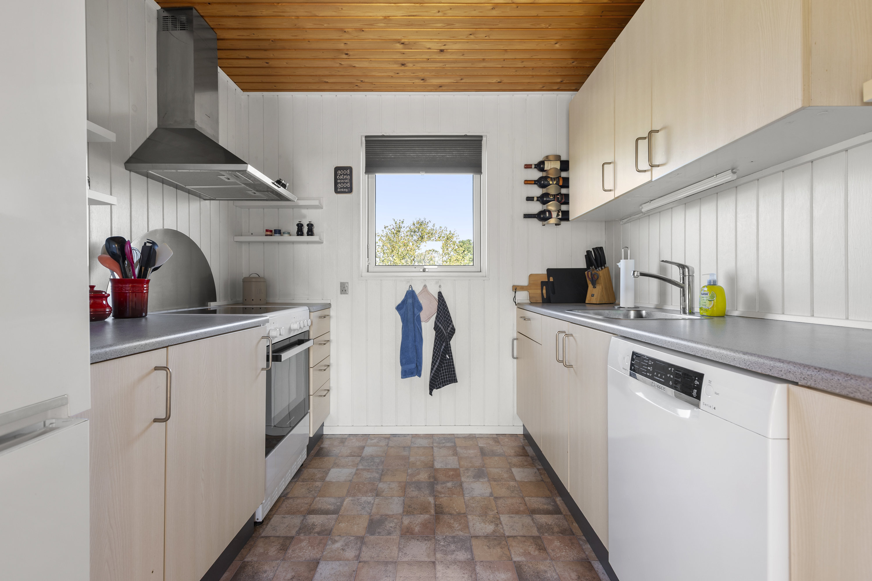 Fremhævet køkken billede i fuldskærmstilstand. Billede af Valhallavej 11, Drøsselbjerg, 4200 Slagelse