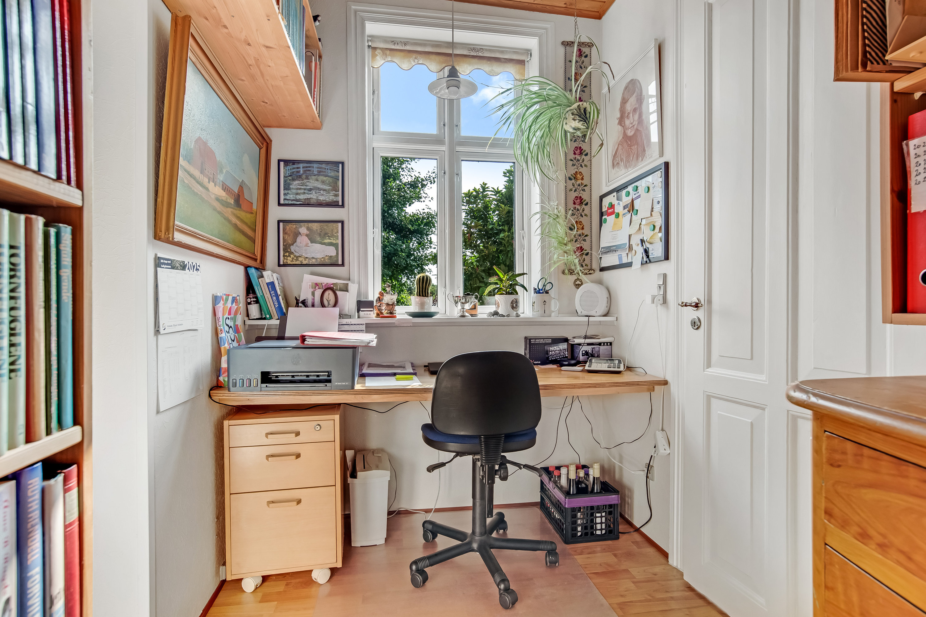 Fremhævet kontor billede i fuldskærmstilstand. Billede af Kapelvej 1, 7830 Vinderup