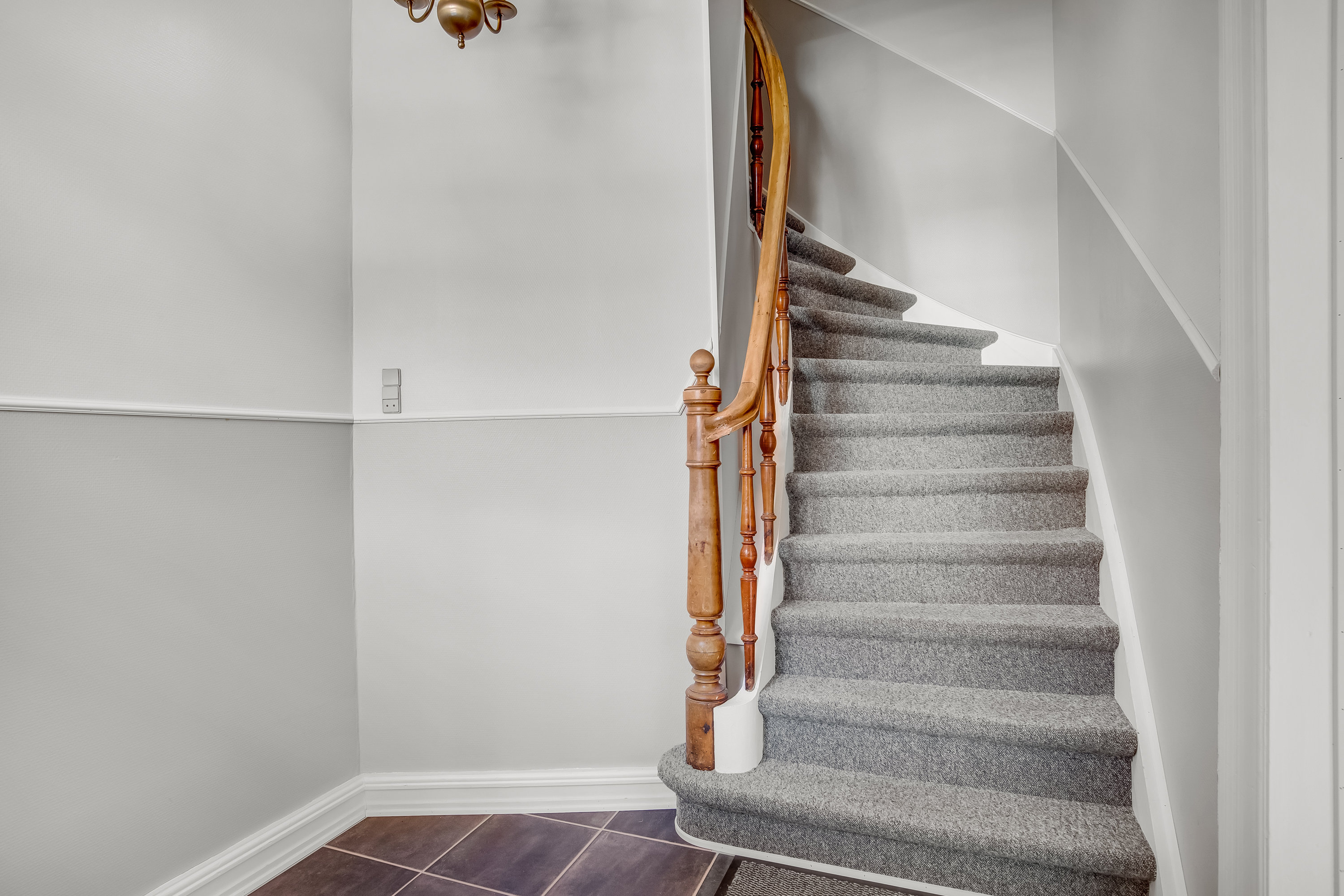 Fremhævet opgang billede i fuldskærmstilstand. Billede af Kapelvej 1, 7830 Vinderup