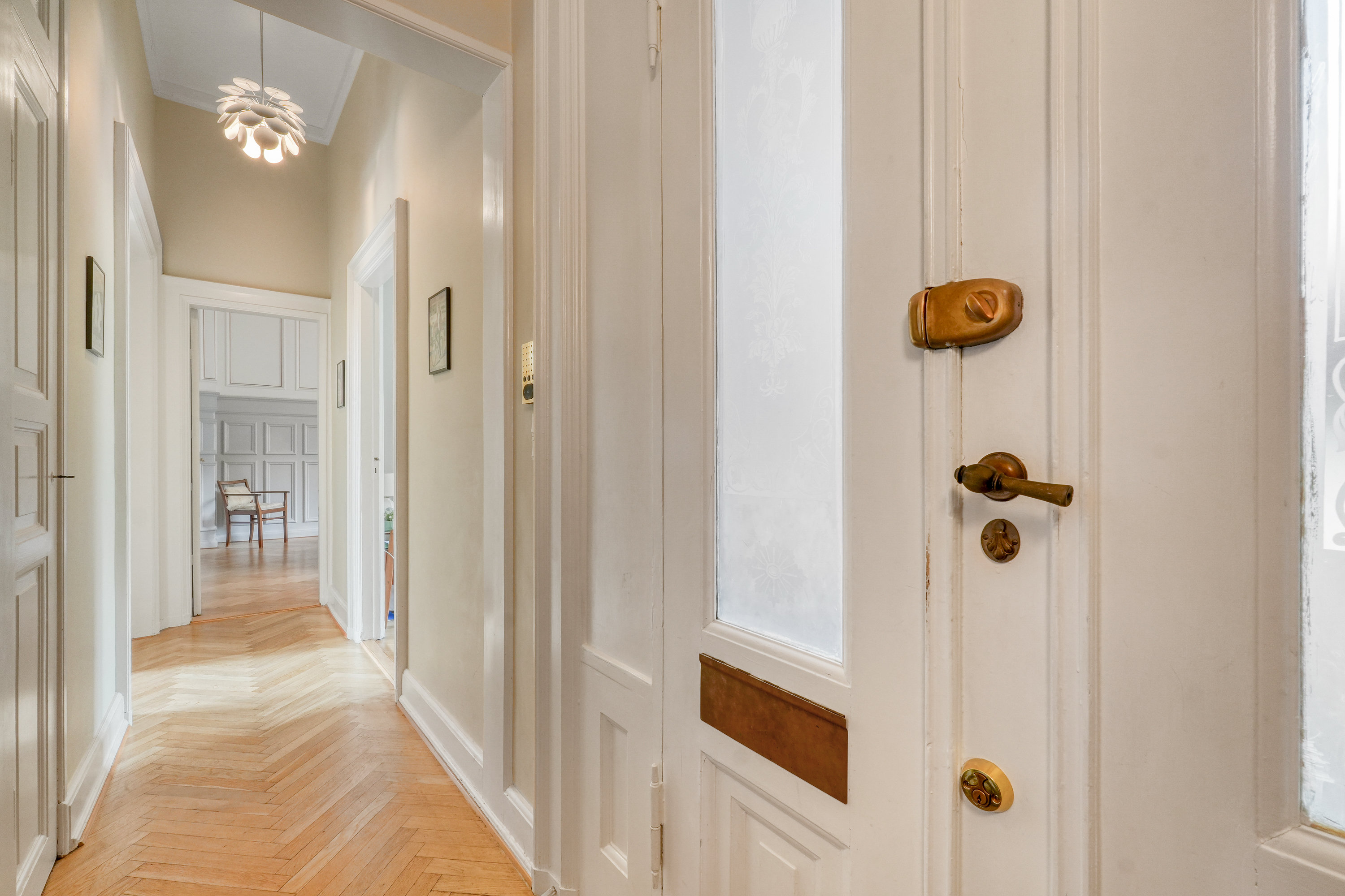 Fremhævet andet billede i fuldskærmstilstand. Billede af Amicisvej 21, 1., 1852 Frederiksberg C