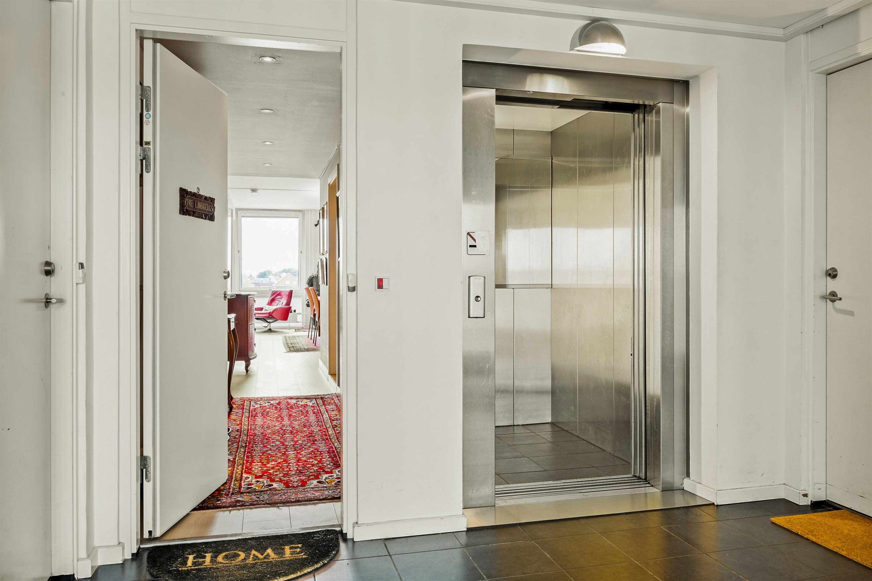 Fremhævet entré billede i fuldskærmstilstand. Billede af Murergade 7, 4. mf., 3000 Helsingør