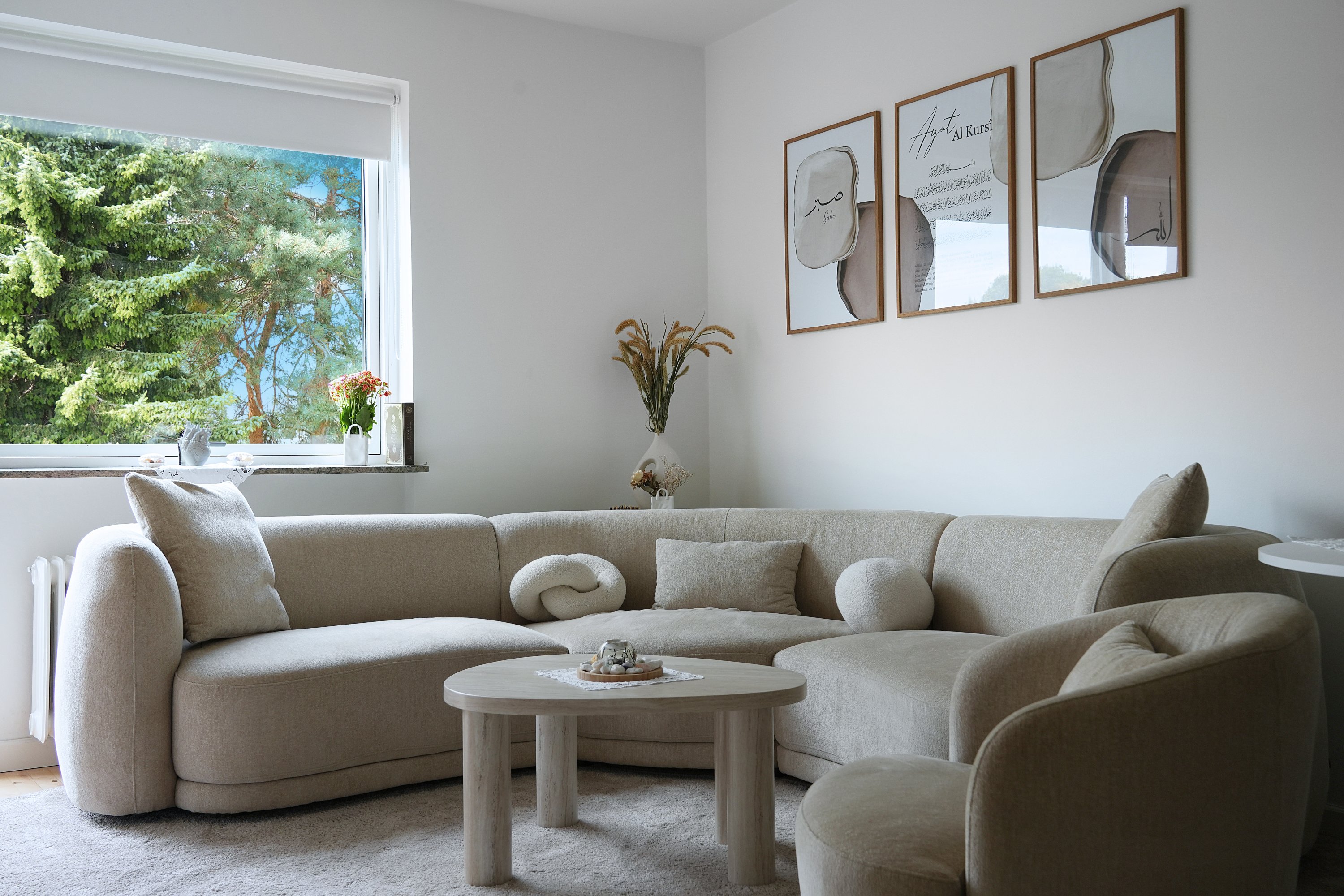 Fremhævet stue billede i fuldskærmstilstand. Billede af Listedvej 96, 1. th., 2770 Kastrup