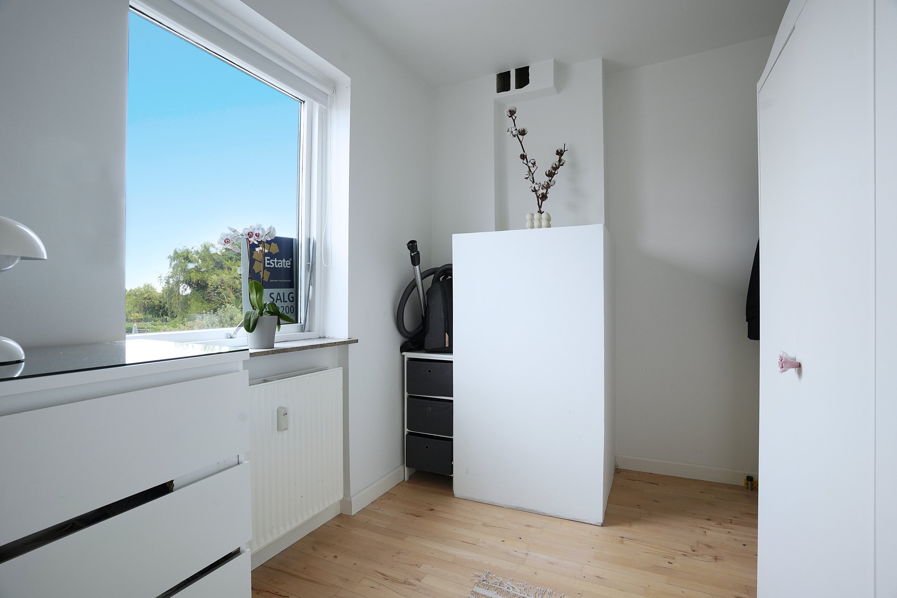 Fremhævet værelse billede i fuldskærmstilstand. Billede af Listedvej 96, 1. th., 2770 Kastrup