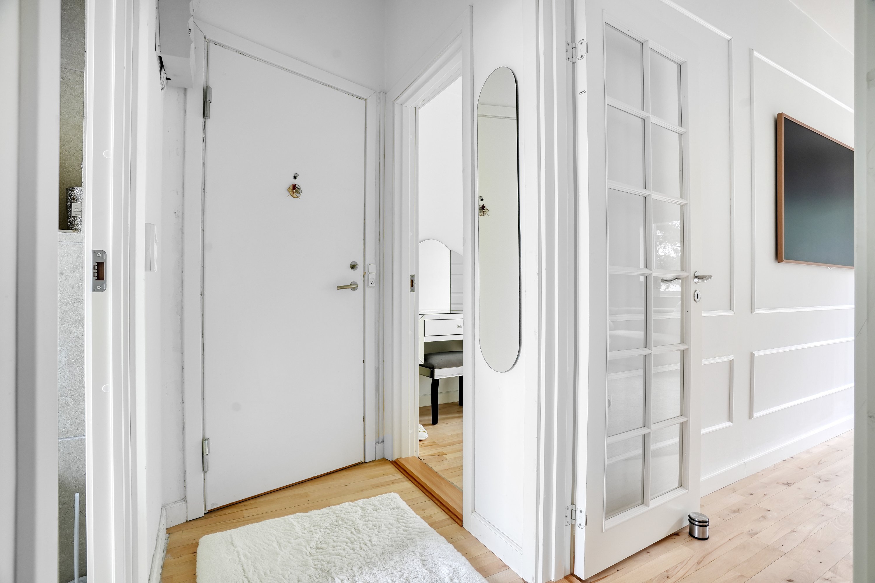 Fremhævet entré billede i fuldskærmstilstand. Billede af Listedvej 96, 1. th., 2770 Kastrup