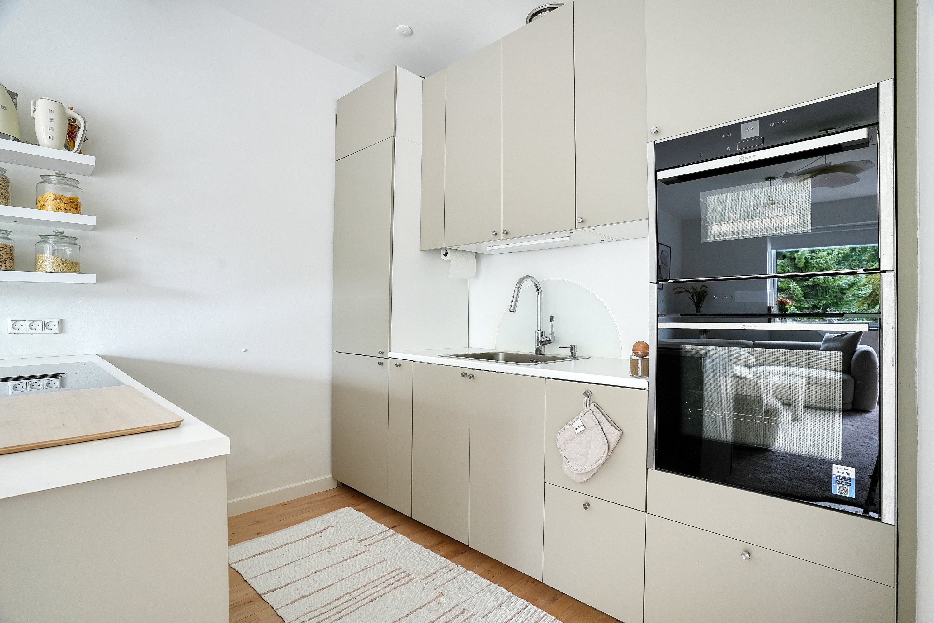 Fremhævet køkken billede i fuldskærmstilstand. Billede af Listedvej 96, 1. th., 2770 Kastrup